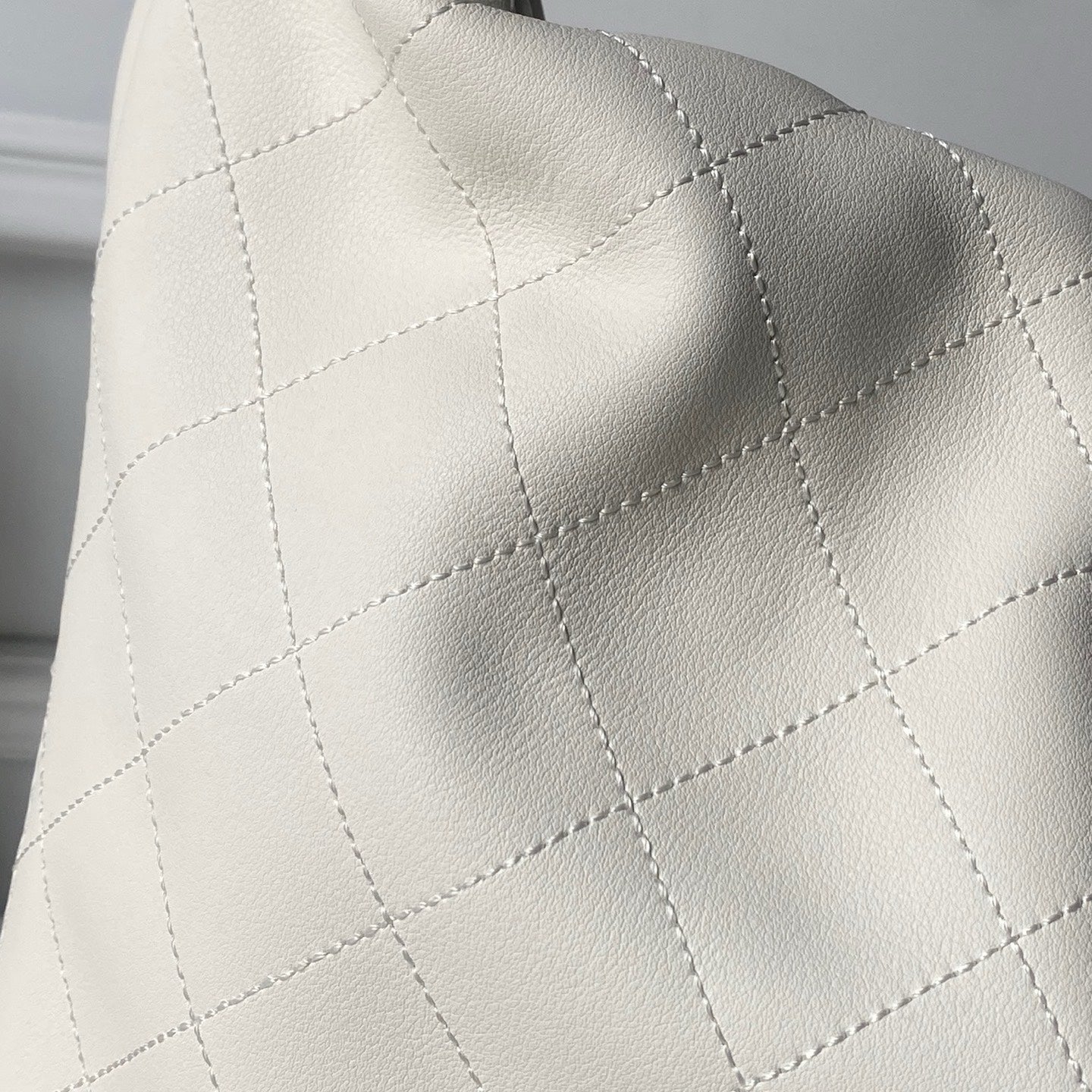 Chanel 2025 Bag 45cm White Calfskin 318232