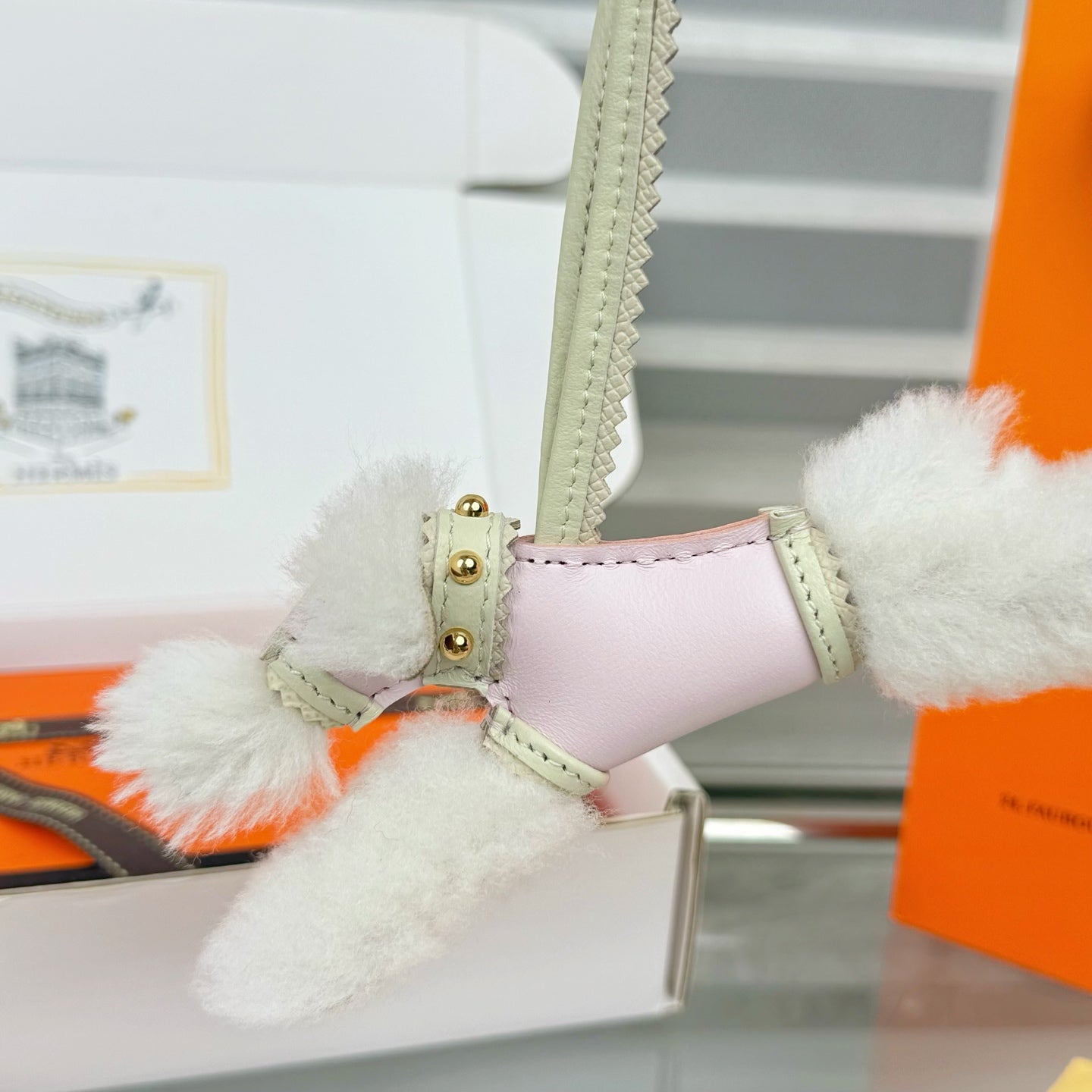 HM Budy Puppy Pendant Charm White Pink Wool Cowhide