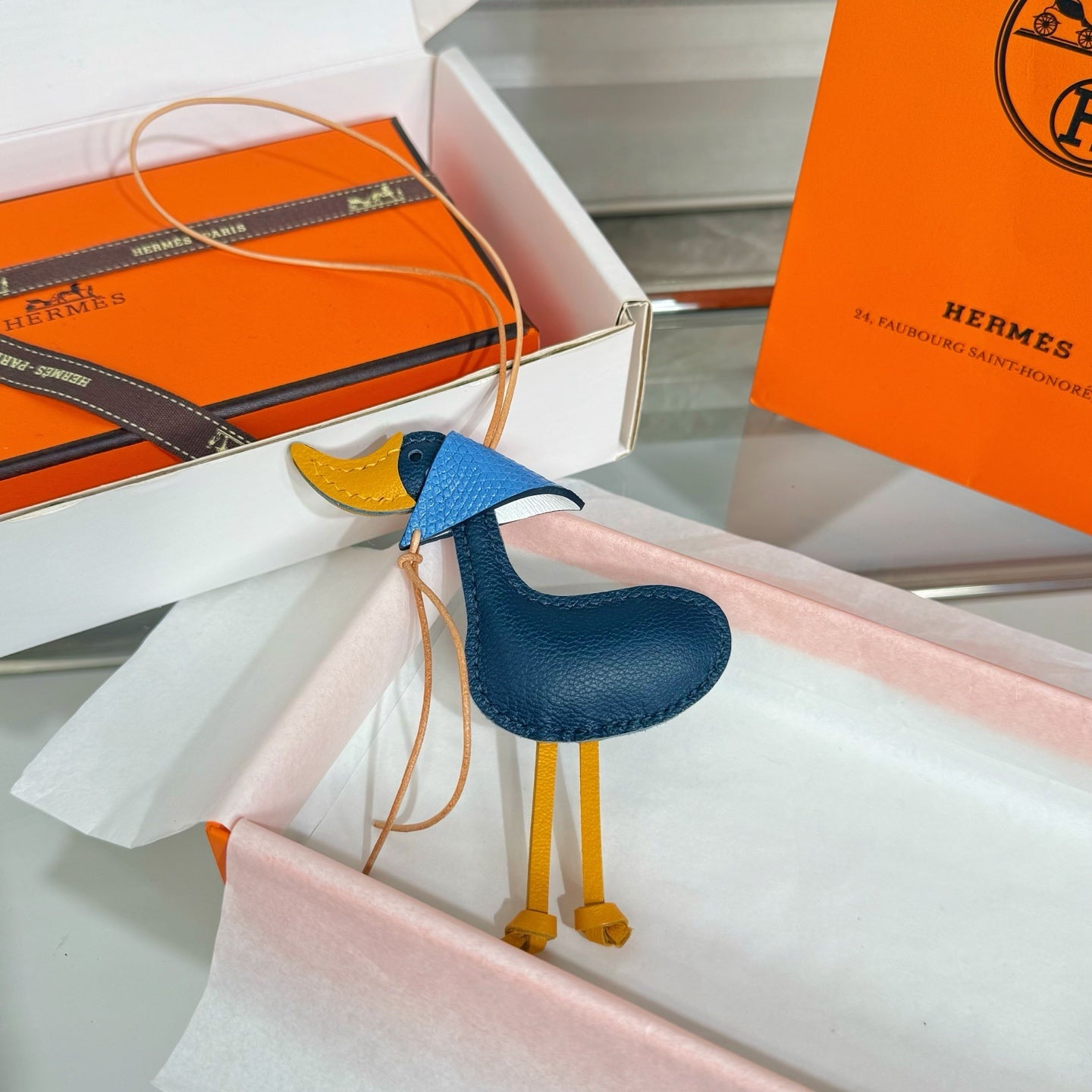 HM Duck Charm Cowhide