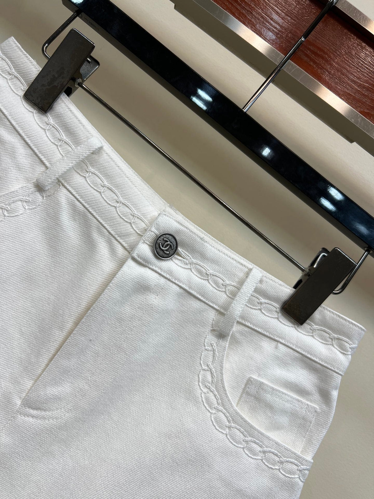 Chanel 2026 High-Waisted Denim Short White Cotton 360488