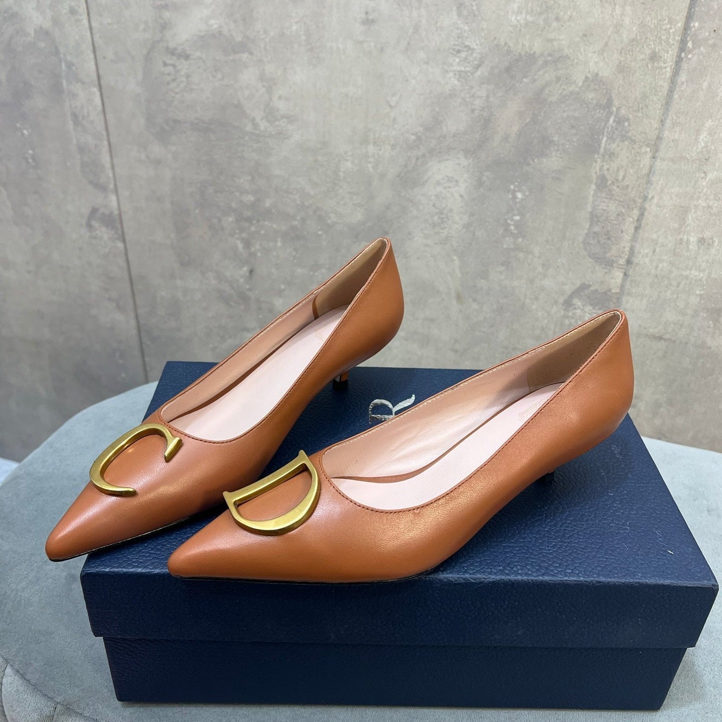 CD 26 High-Heeled 40 Pumps Tan Cowhide 594576