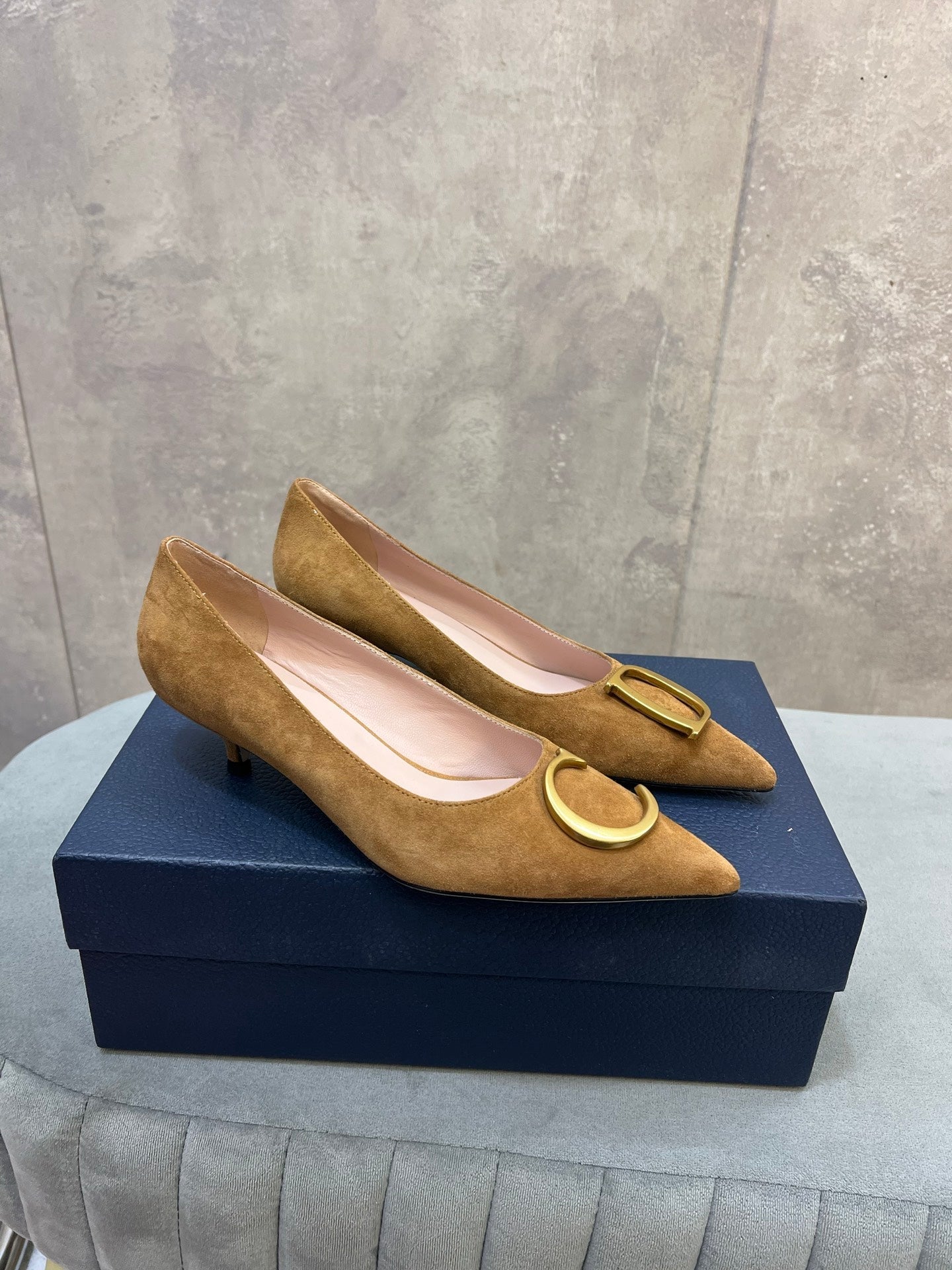 CD 26 High-Heeled 40 Pumps Tan Suede 594581