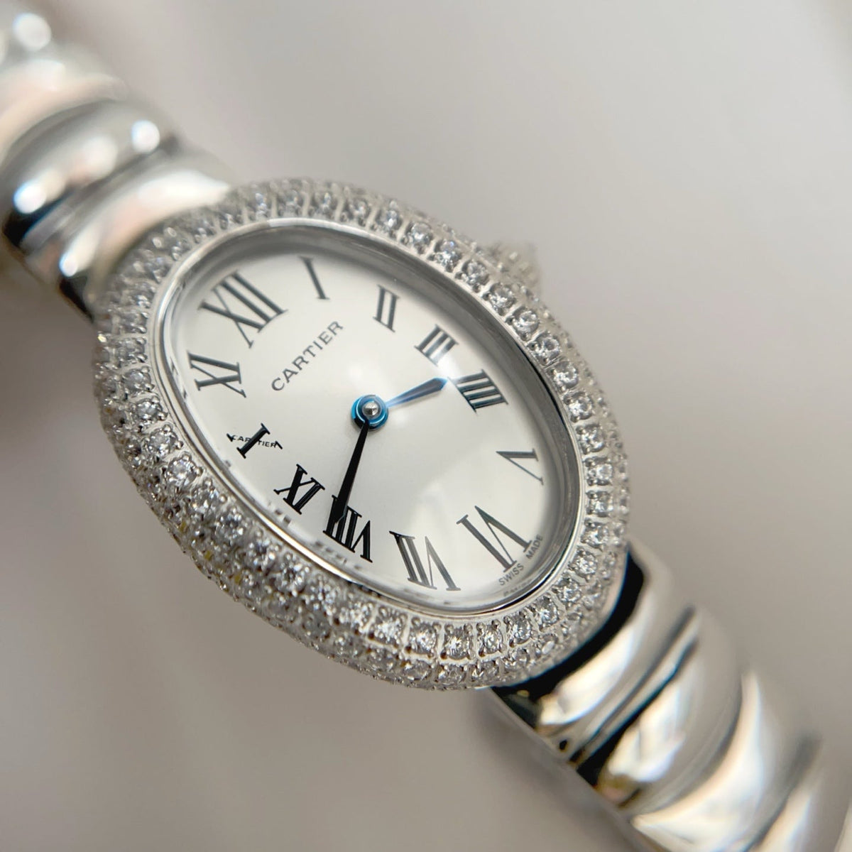 Baignoire Stainless Steel White Dial Diamond Bezel