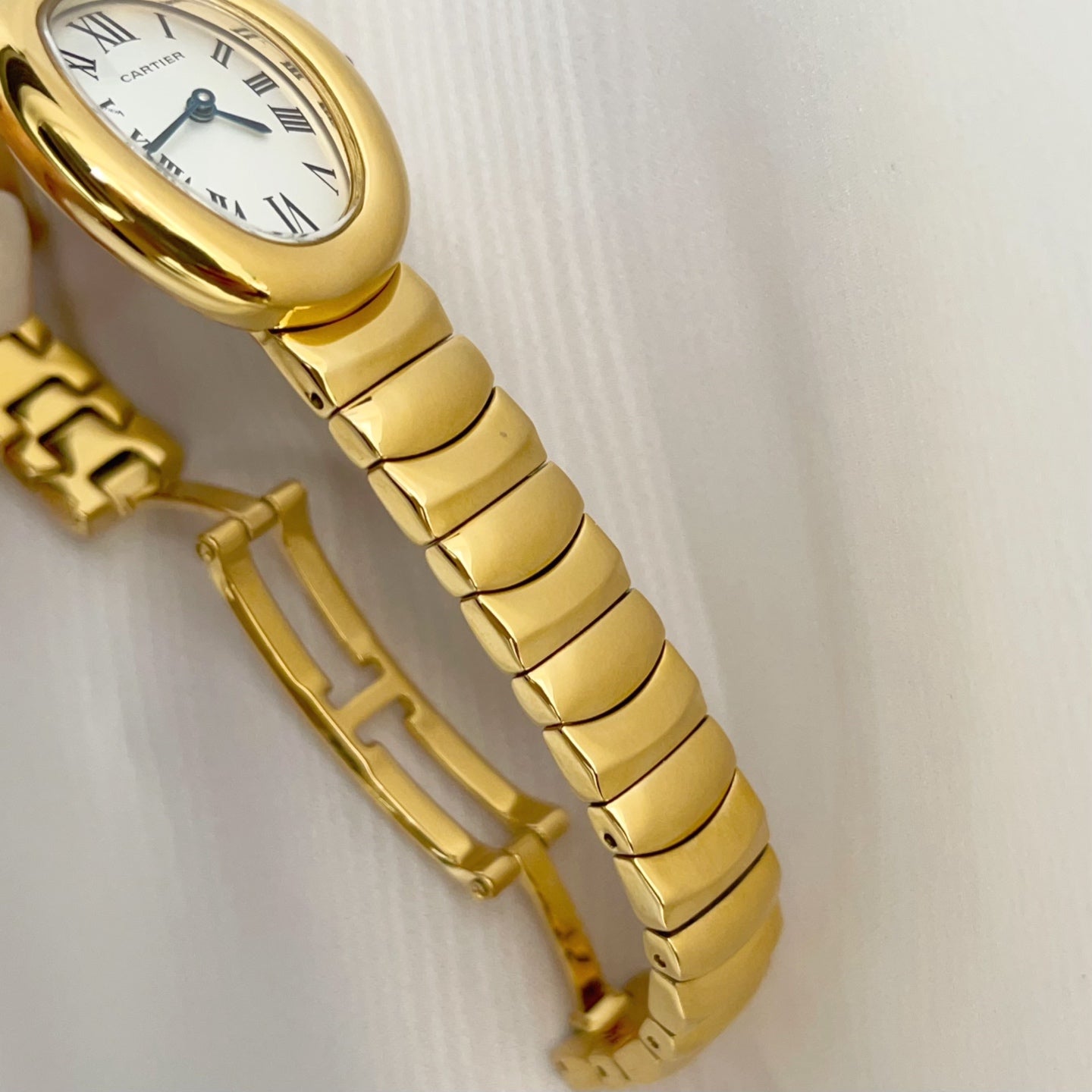 Baignoire Gold White Dial