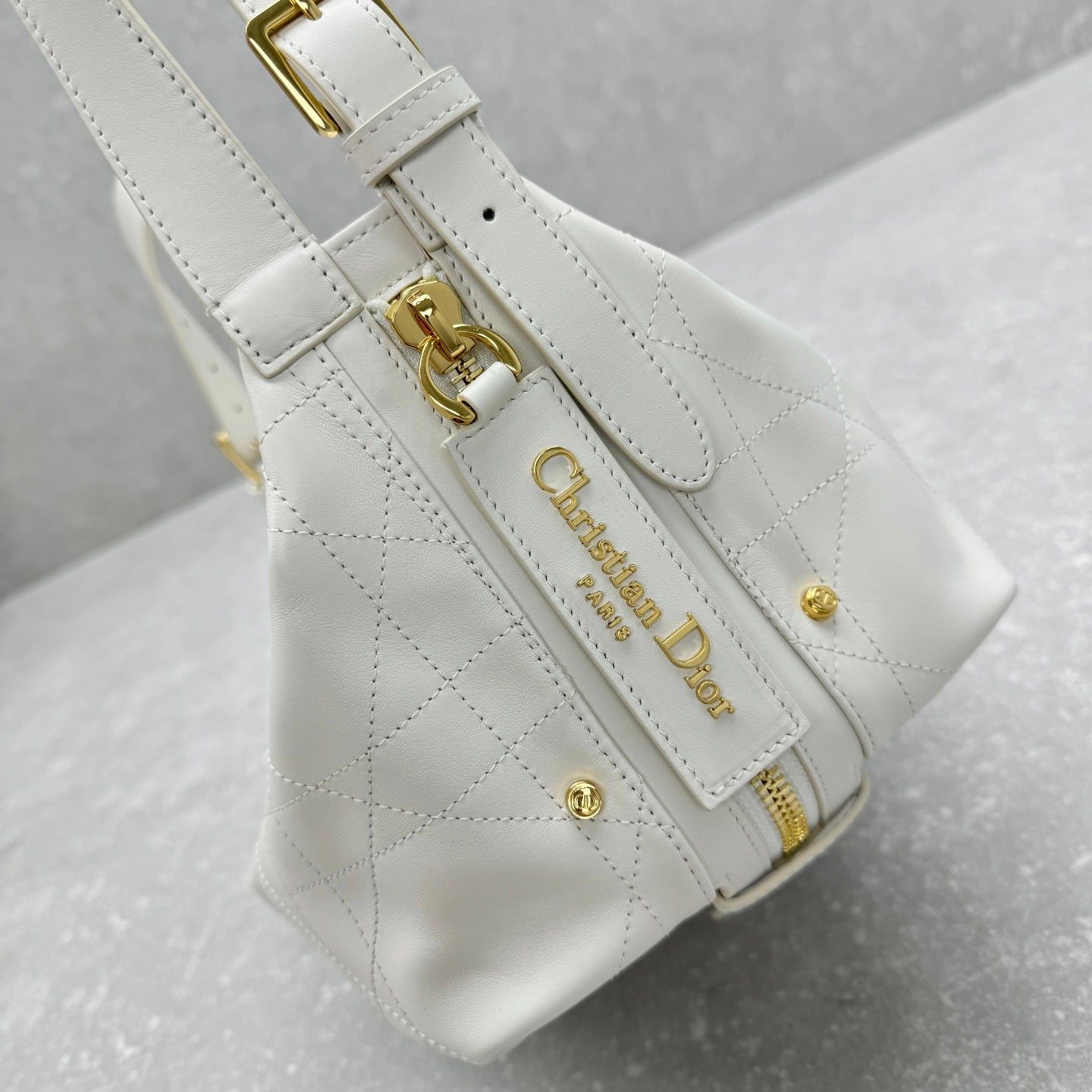 Dior 2025 Hobo Bag 33cm White Calfskin
