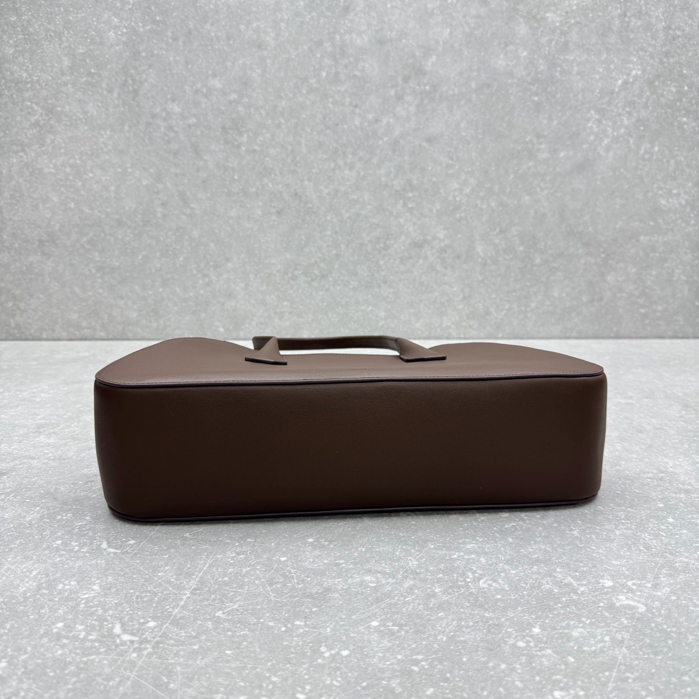 The Row 2025 Alger Bag 39cm Dark Brown Cowhide