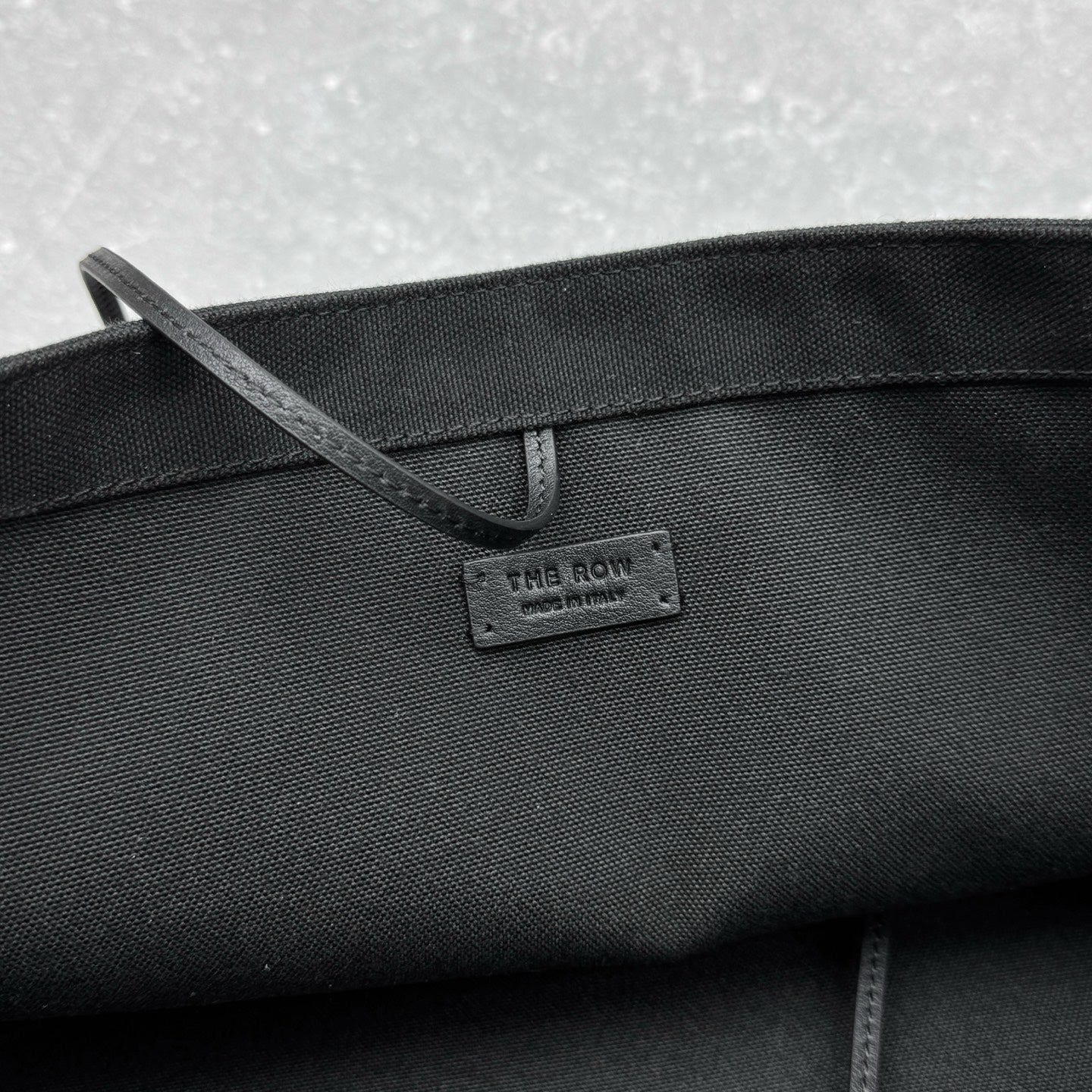 The Row 2025 Large N/S Park Tote Bag 43cm Black Leather Canvas