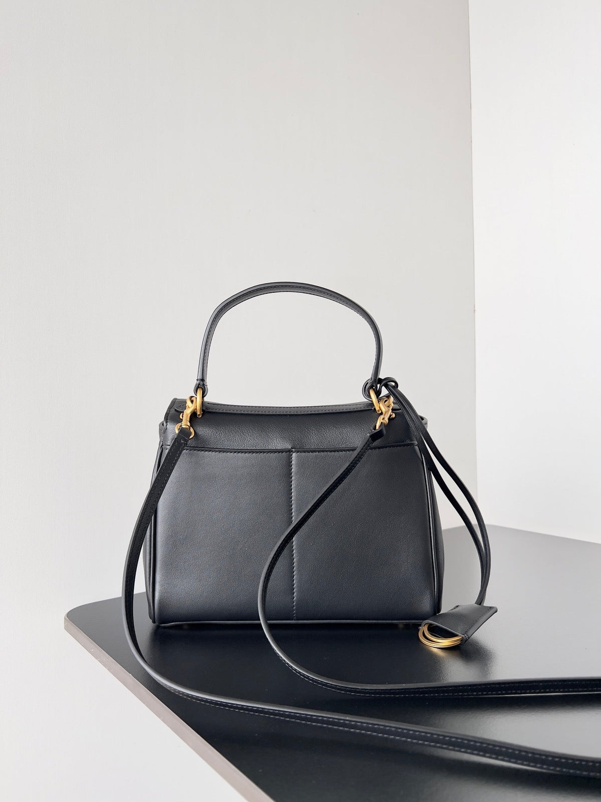 Balenciaga 2026 Rodeo Bag 22 Black Calfskin Gold Hardware 351339