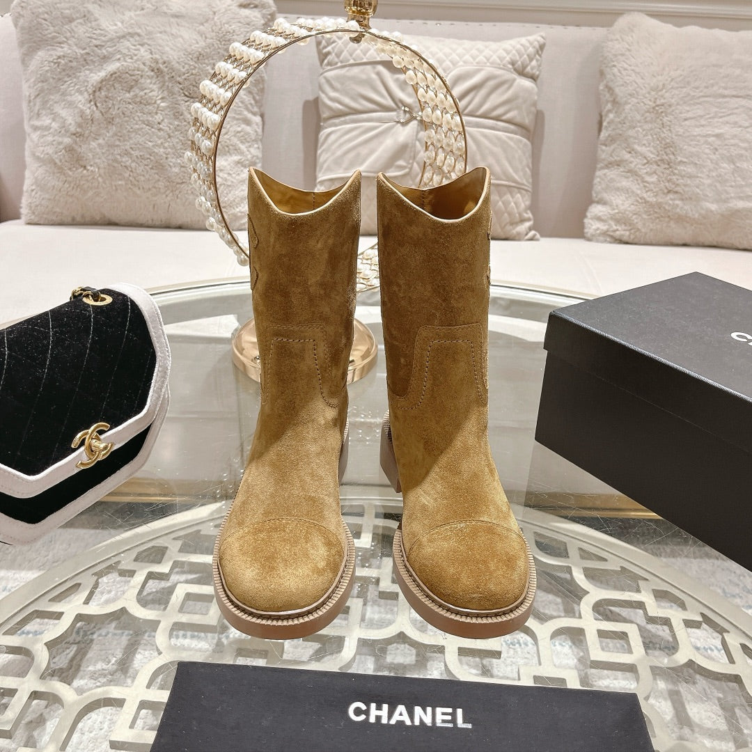 CC Ankle Boots 40mm Light Brown Suede