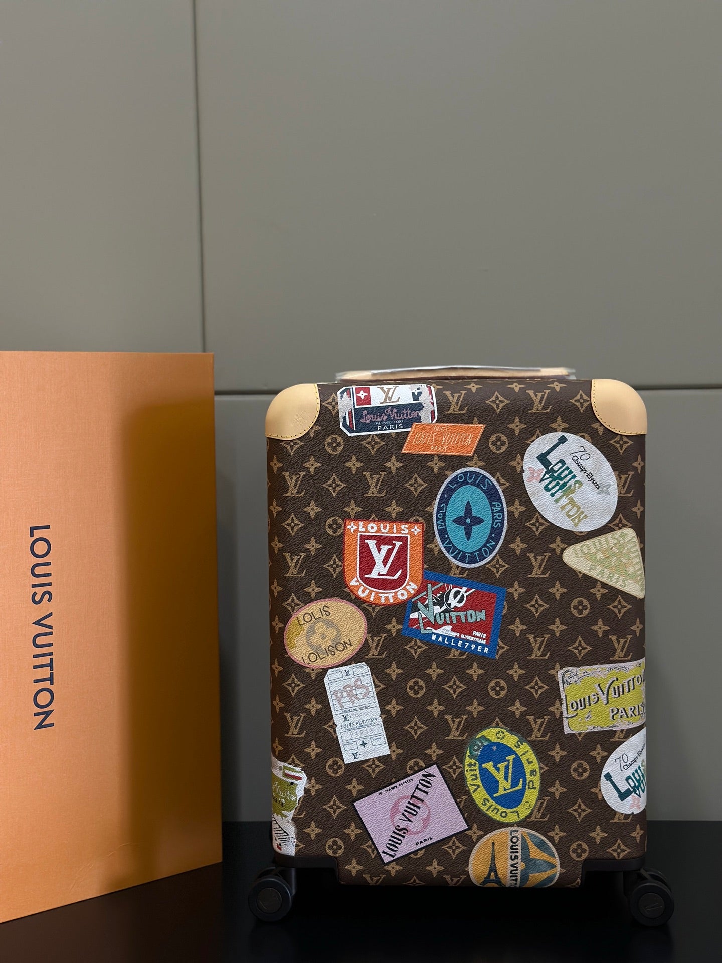 LV 2025 Horizon 55 Travel Stickers Suitcase Brown Beige Canvas Cowhide 273844