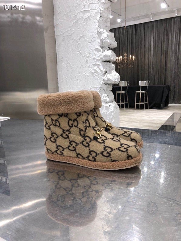 GG Horsebit Snow Beige Black Suede Fleece 576257