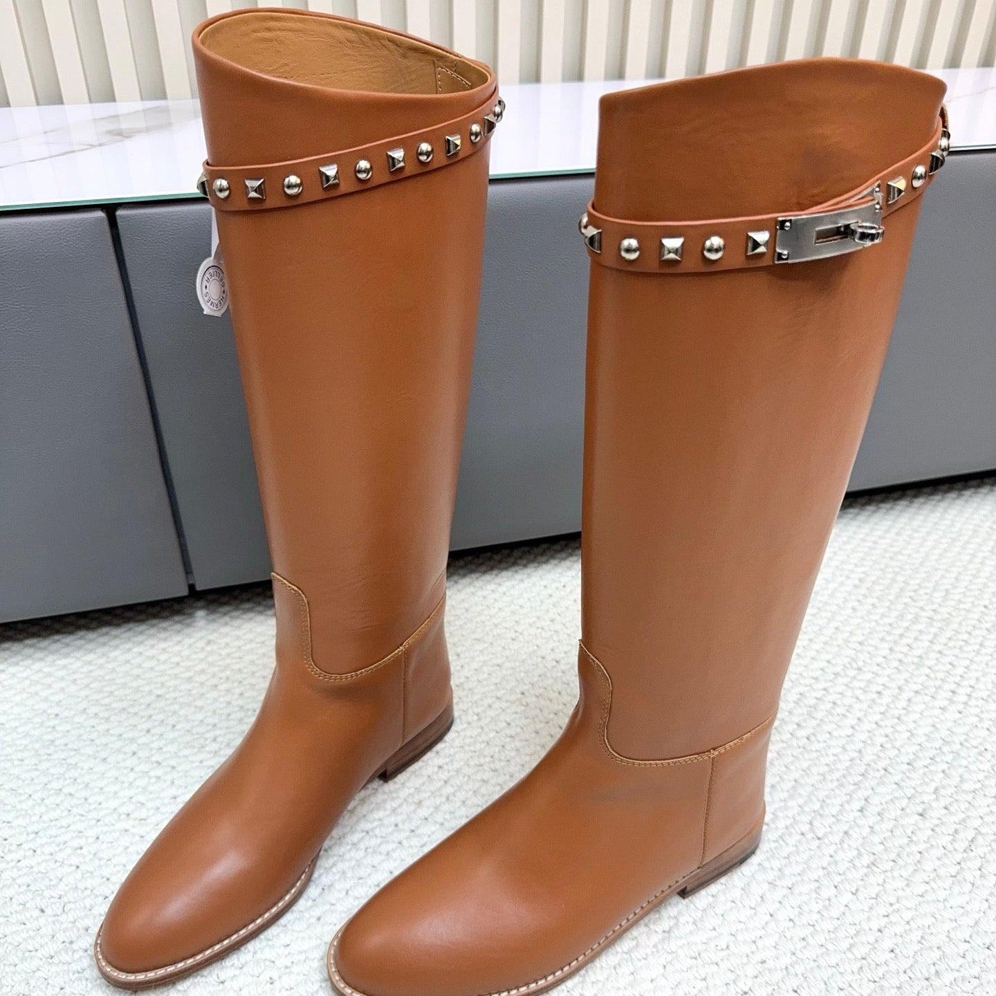 HM 25ss Kelly Buckle Riding Boots Camel Brown Cowhide 576123