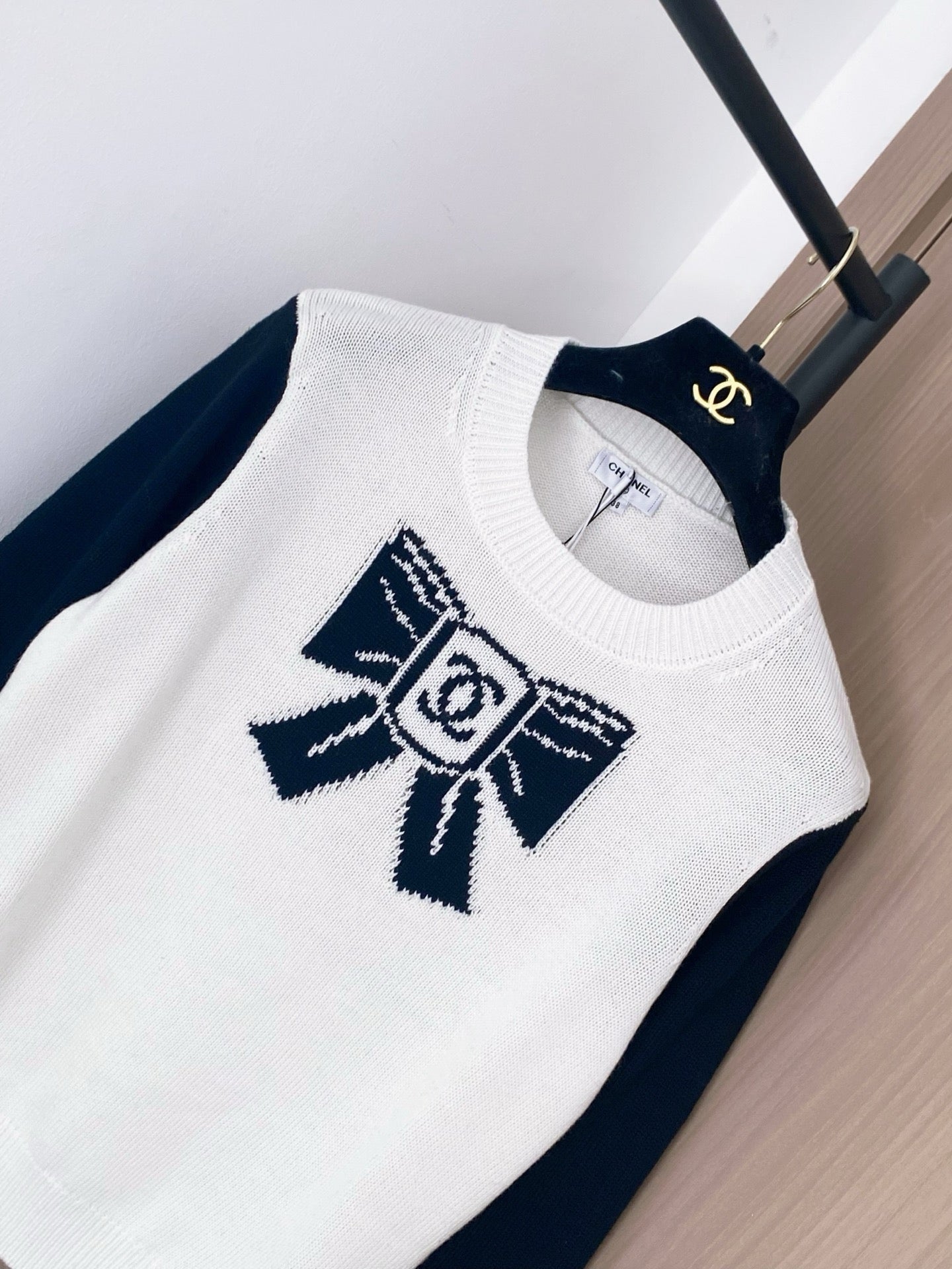 Chanel 2025 Bow Sweater White mix Blue Wool 99230