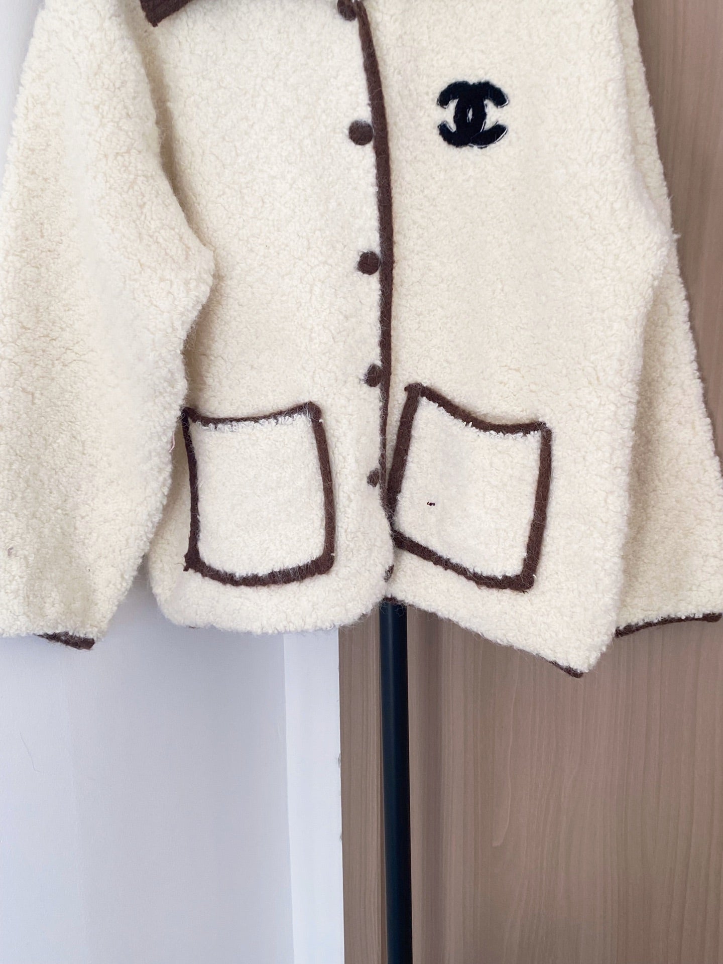Chanel 2025 Cardigan White mix Brown Wool