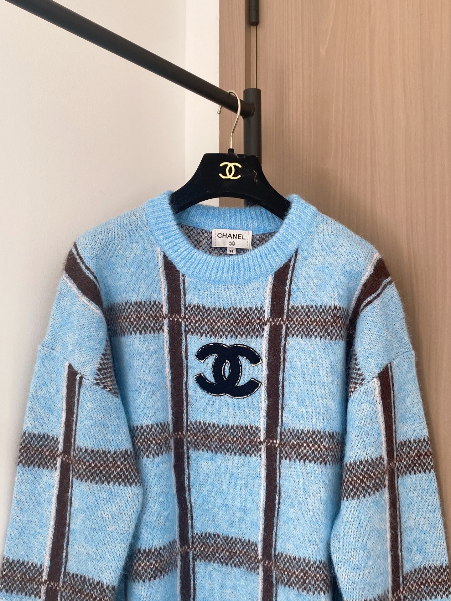 Chanel 2025 Two-tone Long Sleeve Sweater Wool 99240