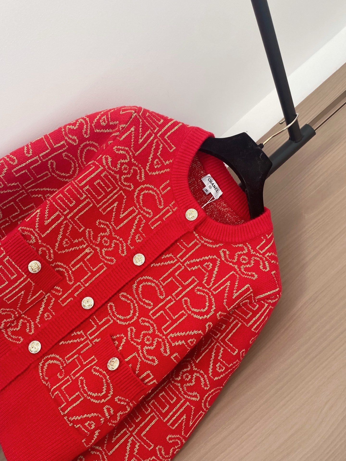 Chanel 2025 Cardigan Red Cashmere 00289