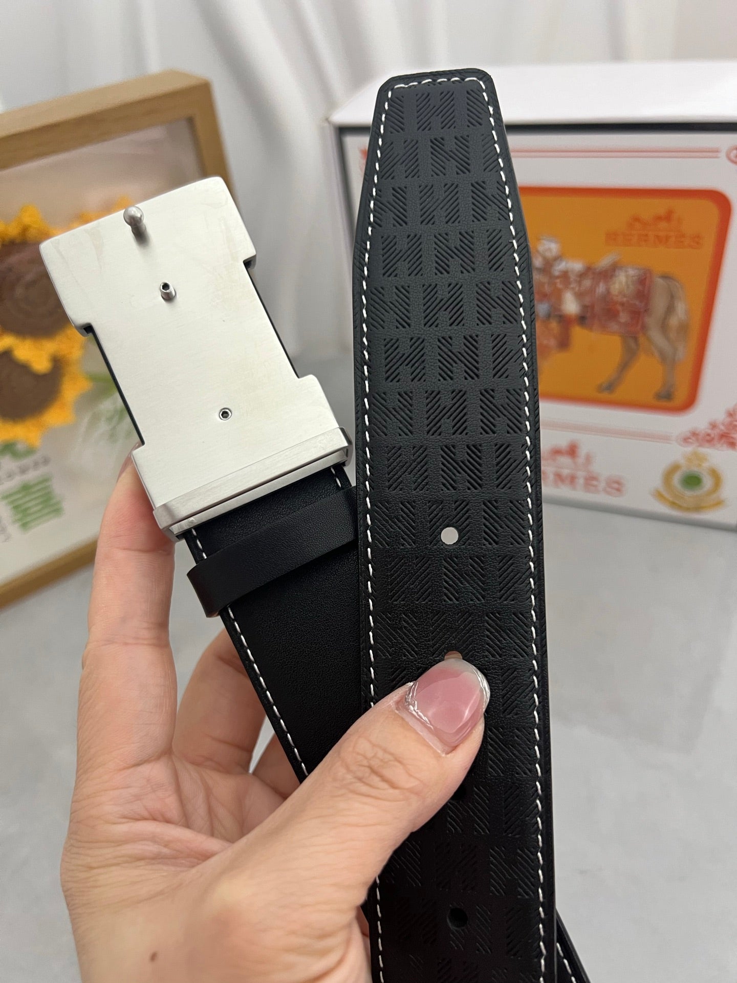 HM Constance Belt 38mm Black Cowhide Sliver Buckle 619788