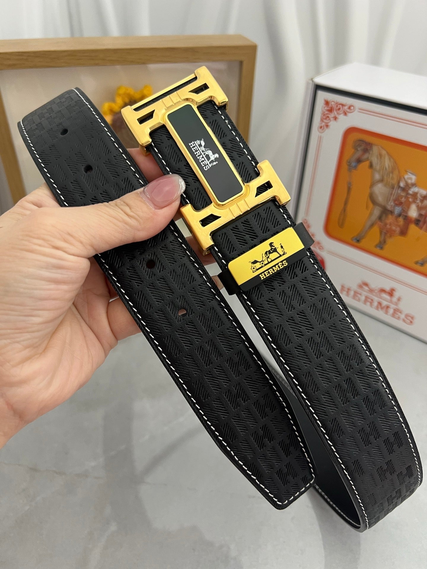 HM Constance Belt 38mm Black Cowhide Gold Buckle 619789