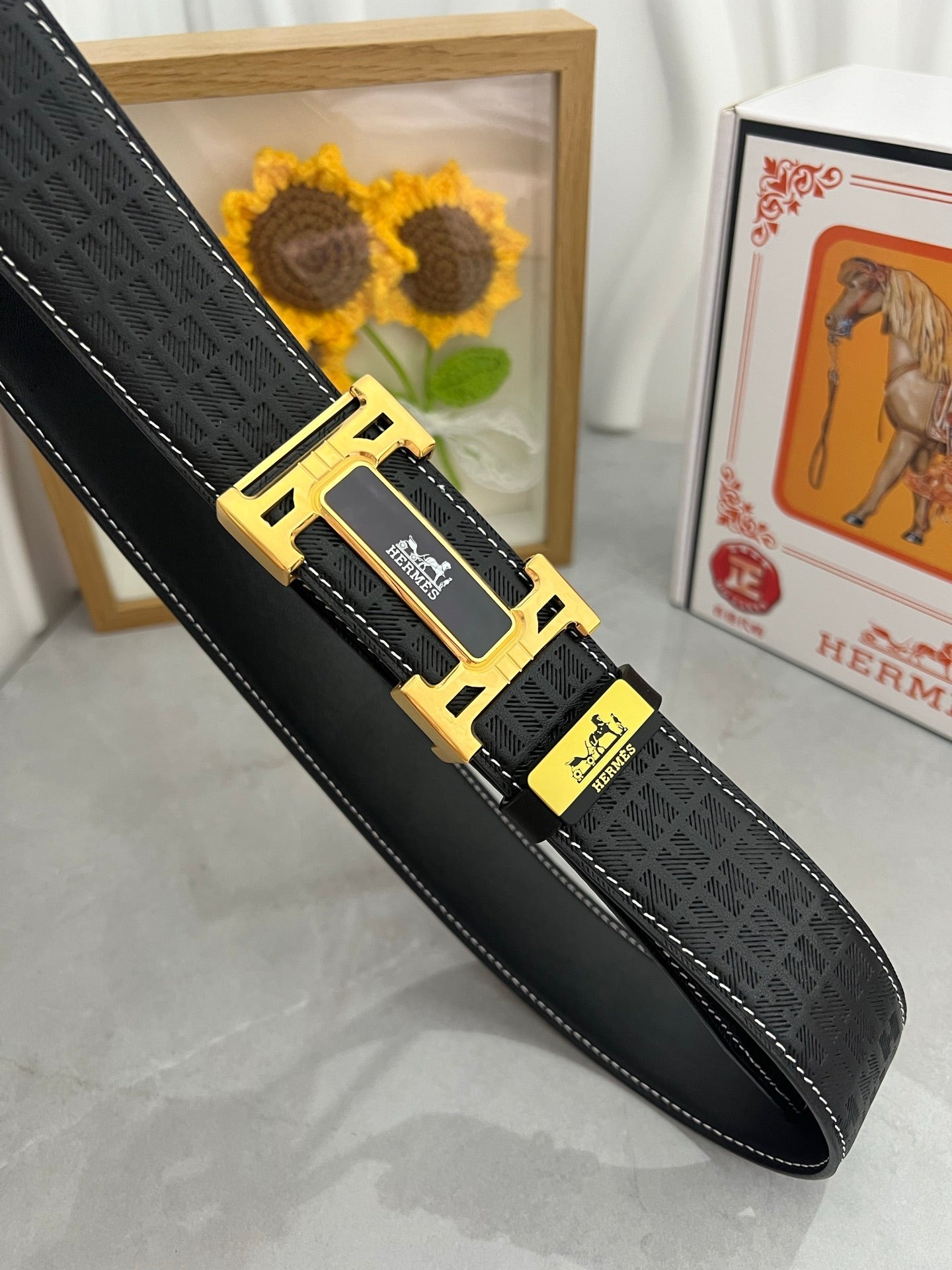 HM Constance Belt 38mm Black Cowhide Gold Buckle 619789