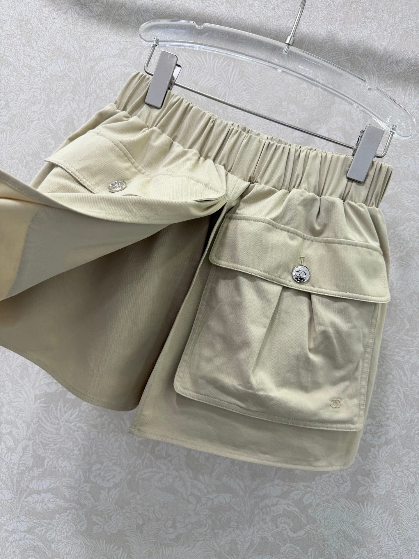 Chanel 2026 Large Pocket Cargo Short Khaki Cotton 359637