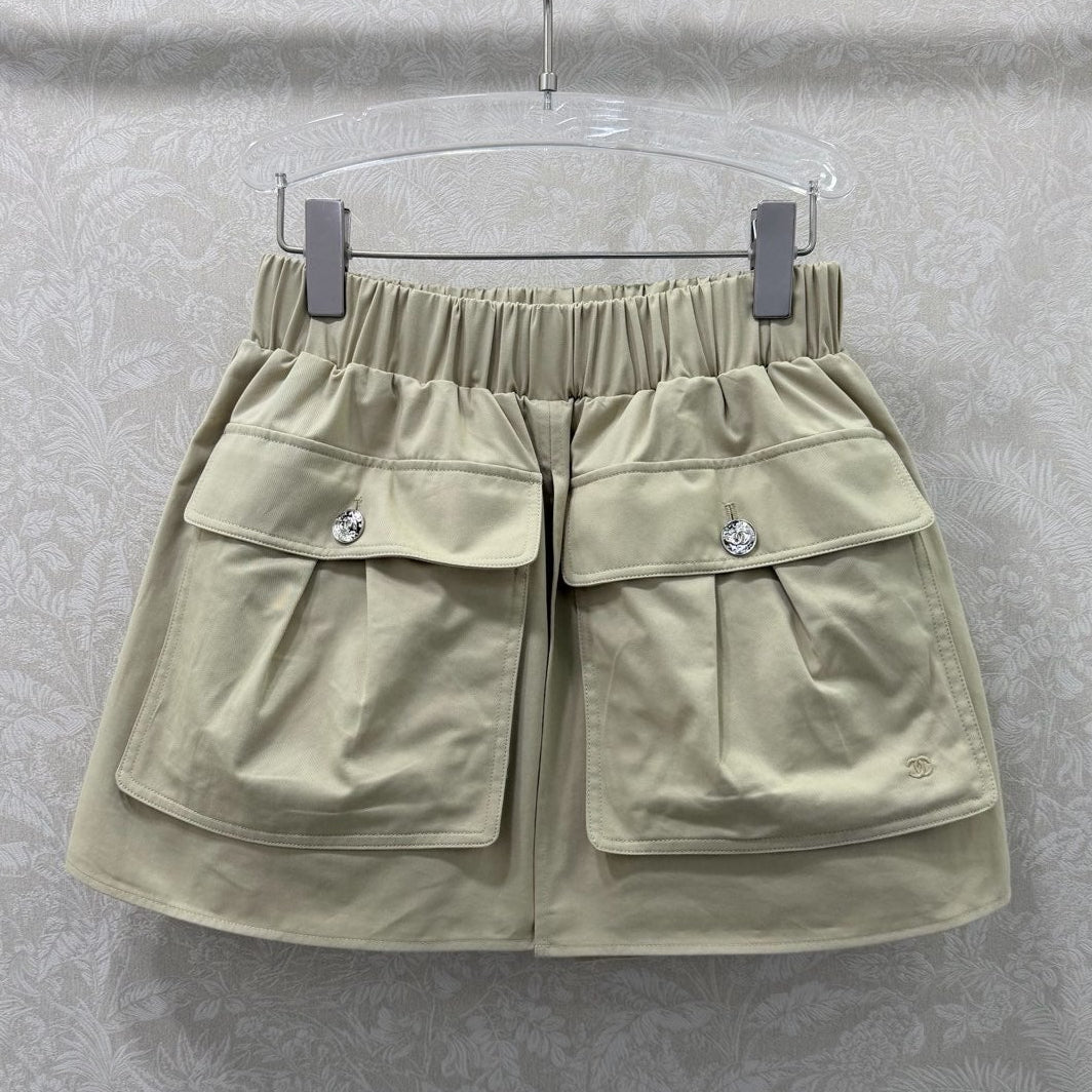 Chanel 2026 Large Pocket Cargo Short Khaki Cotton 359637