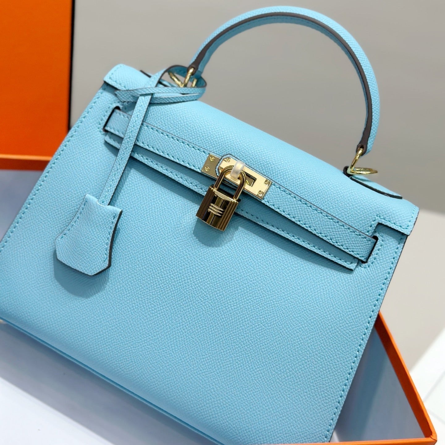 HM Kelly 25cm Tiffany Blue Epsom Leather Gold Hardware