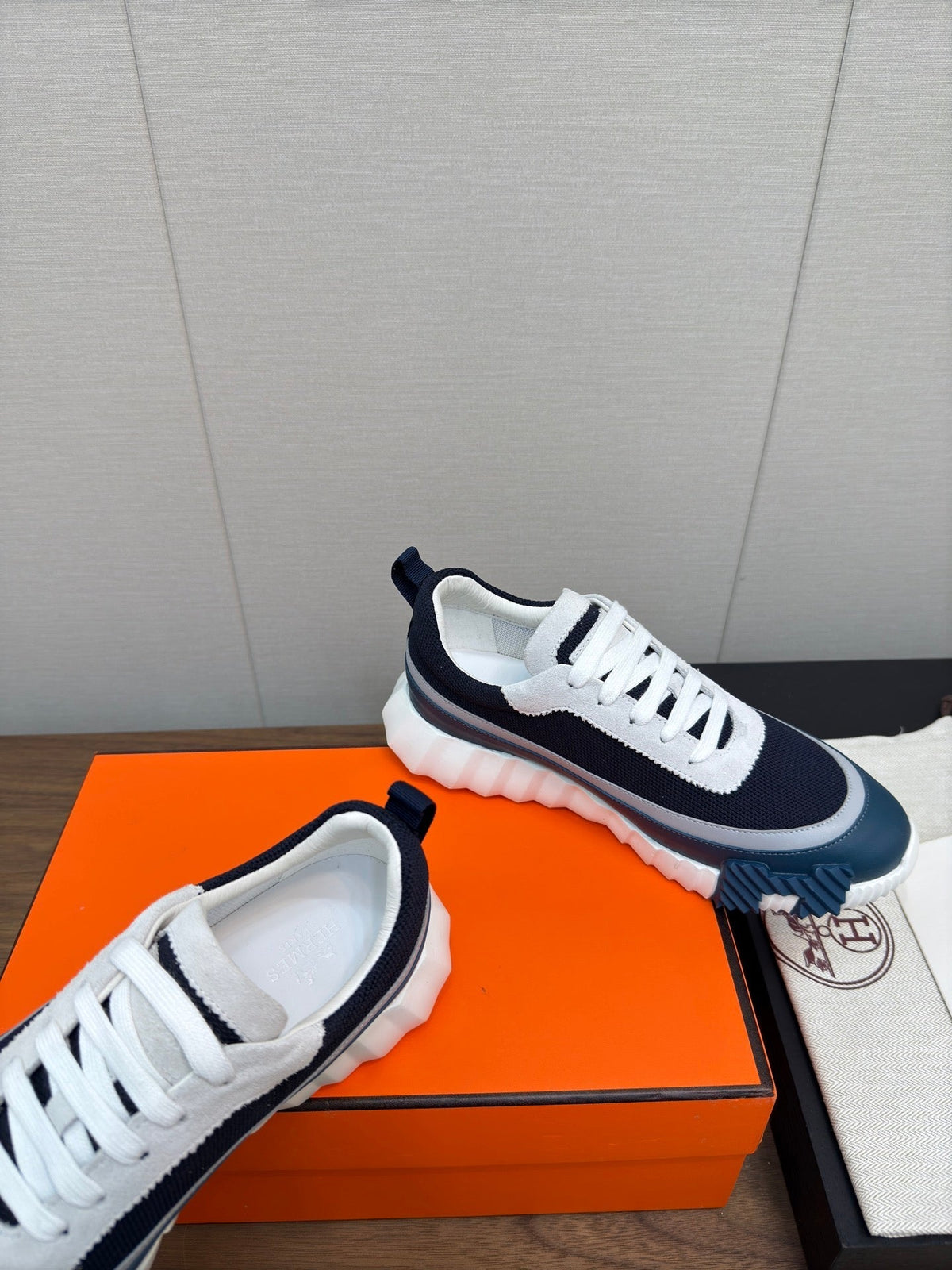 HM Bouncing Sneaker Black Mix Blue Green Fabric 213520
