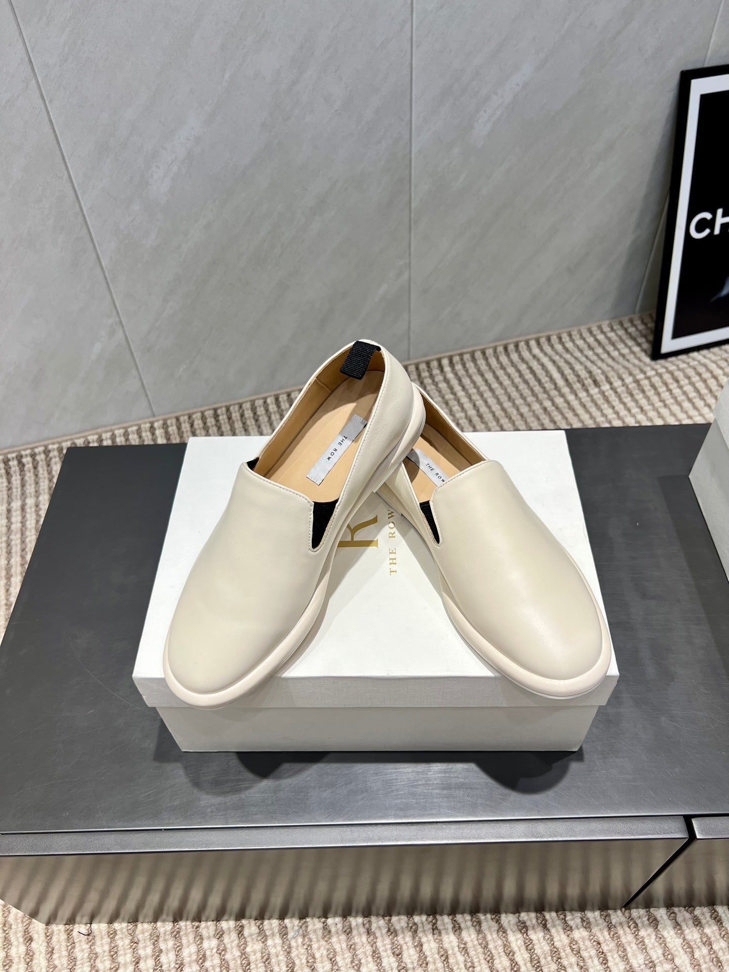 The Row 2025 Loafer Cream Cowhide 540487