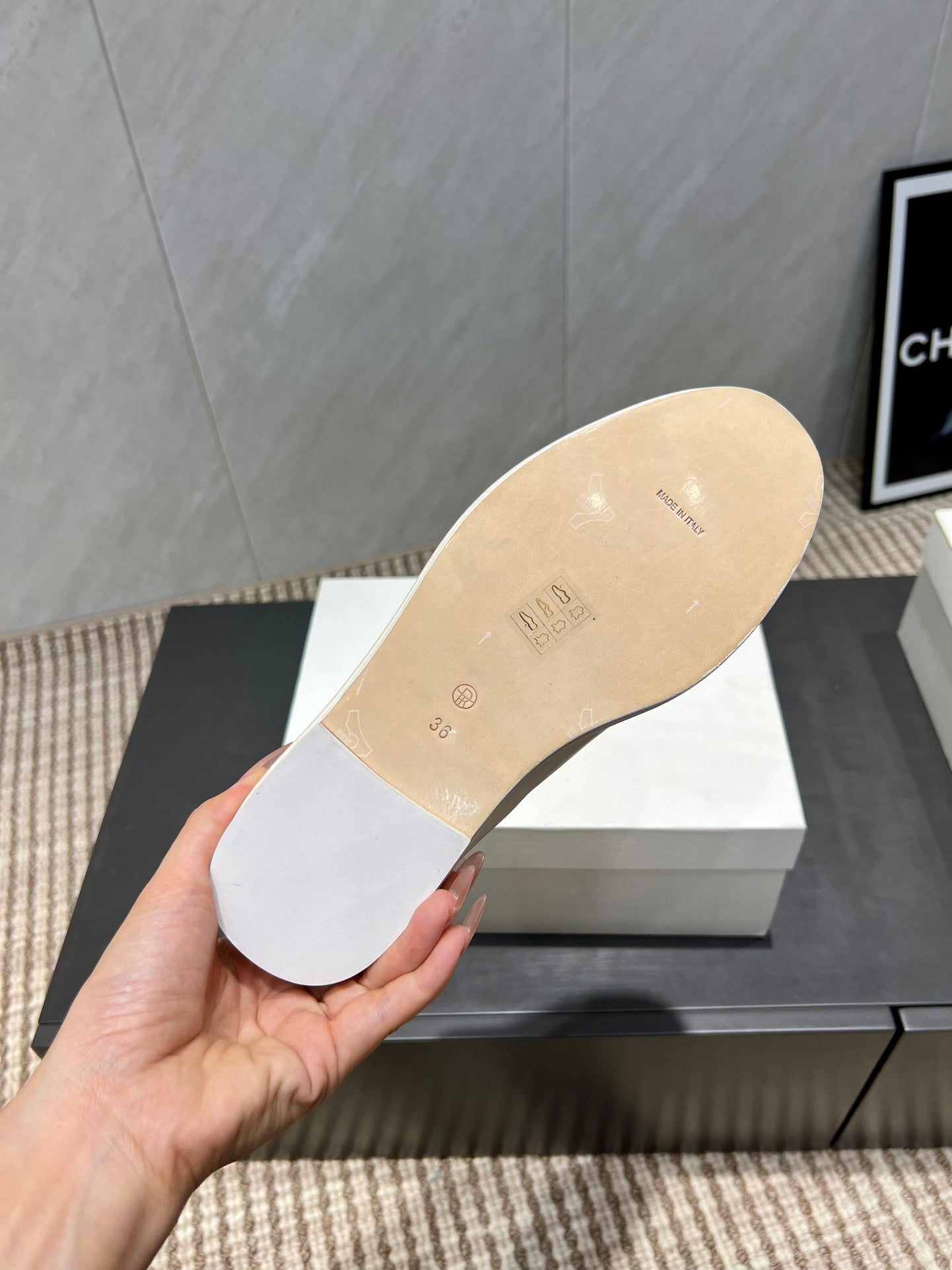 The Row 2025 Loafer Cream Cowhide 540487