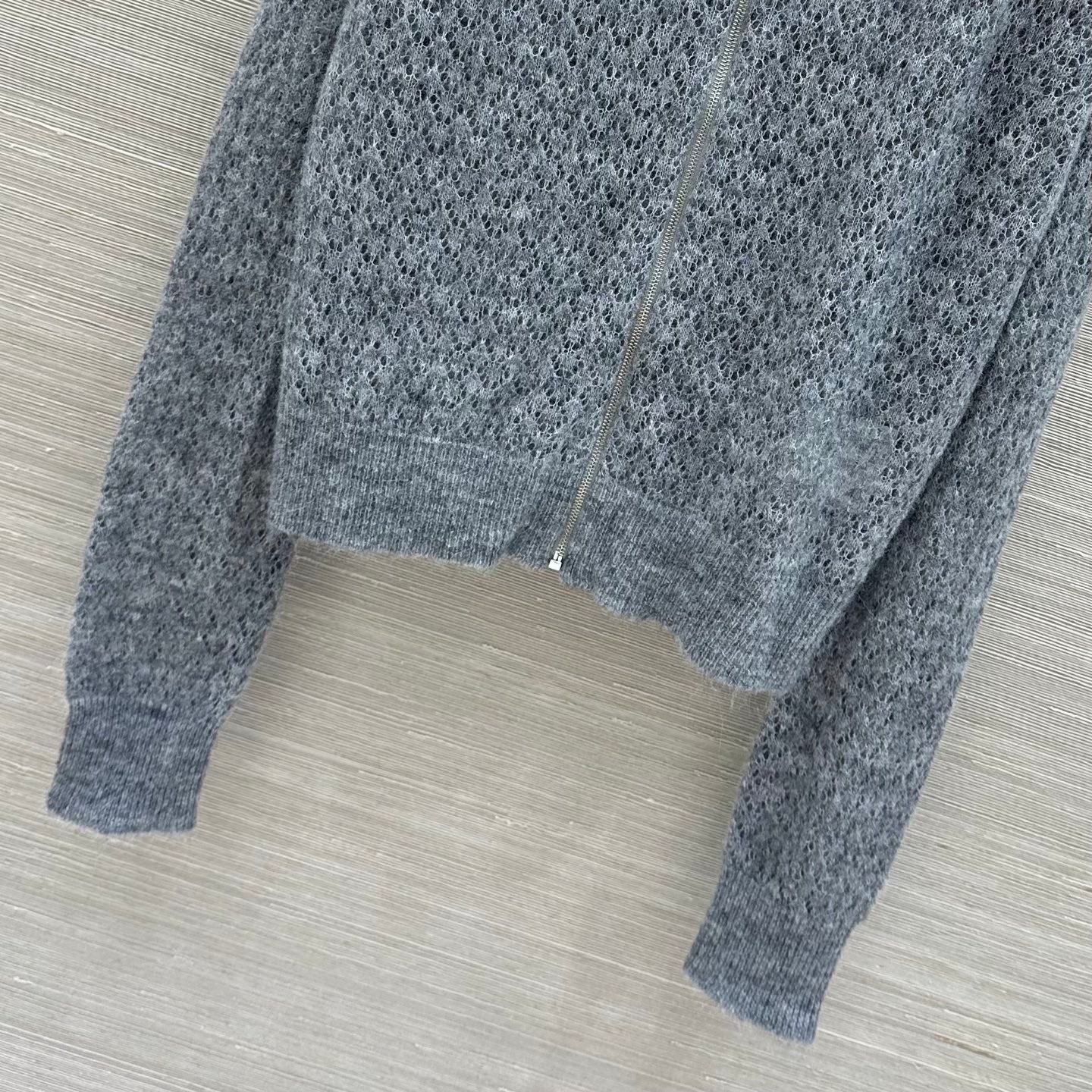 Miumiu 2026 Lace-trimmed Collared Knit Cardigan Grey Wool 837496