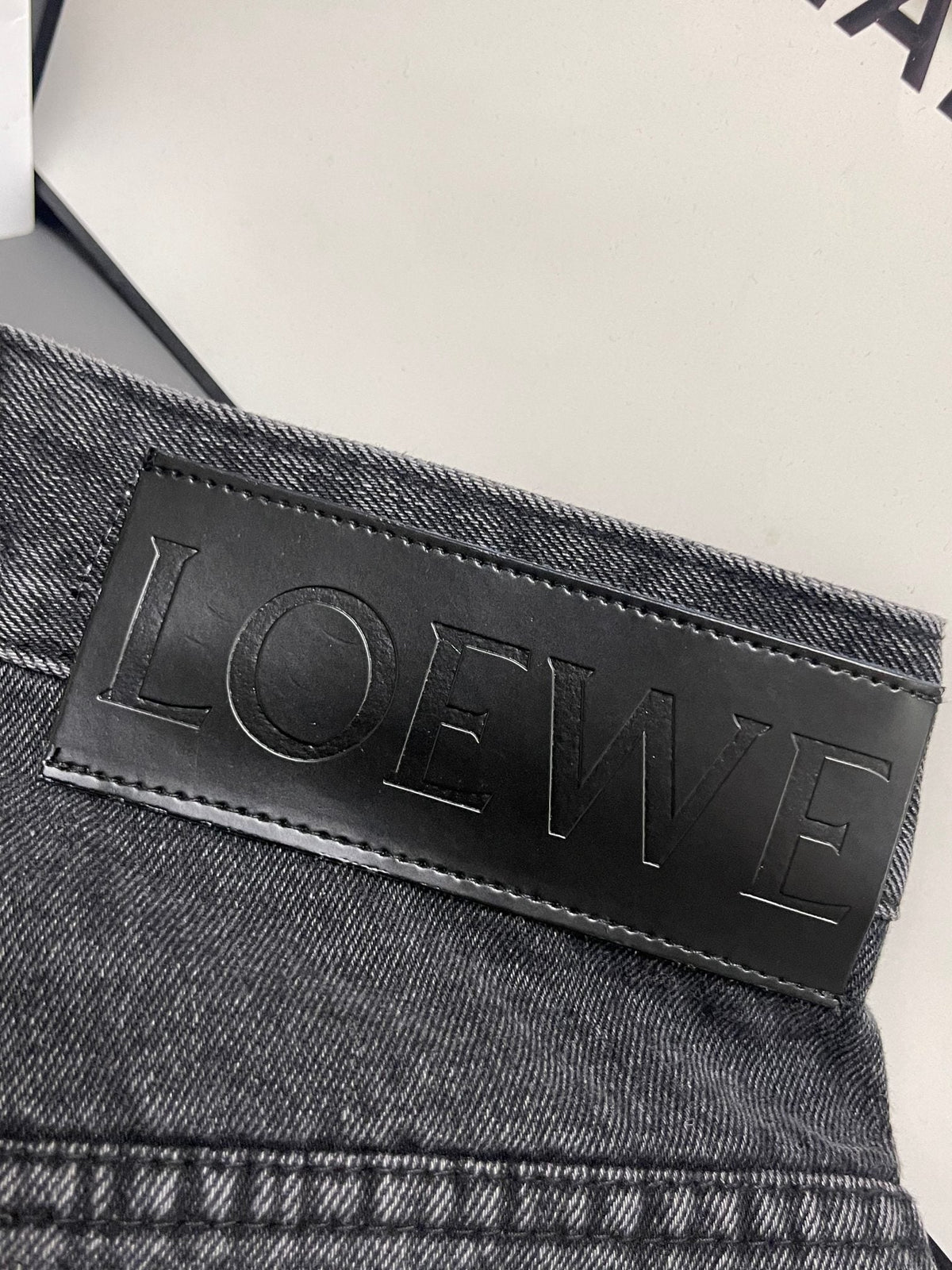 Loew White Anagram Dark Grey Jean