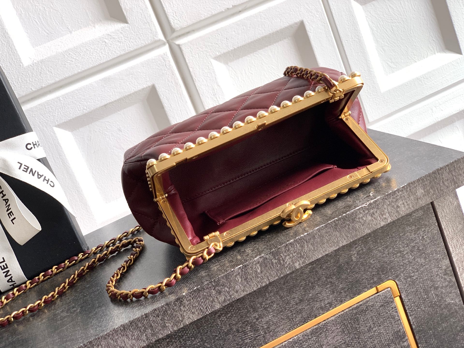 Chanel 2026 Pearl Clutch Burgundy Gold Lambskin 321878