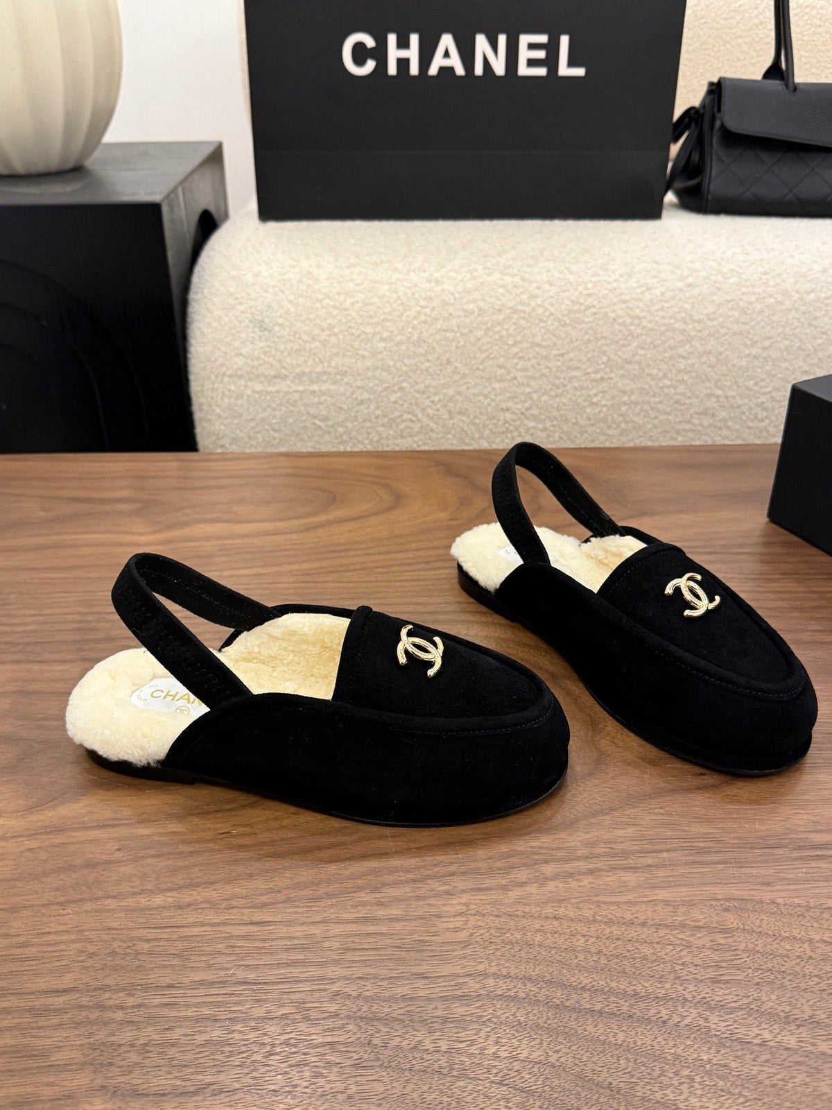 Chanel 2026 CC Logo Slingback Suede And Wool 122671