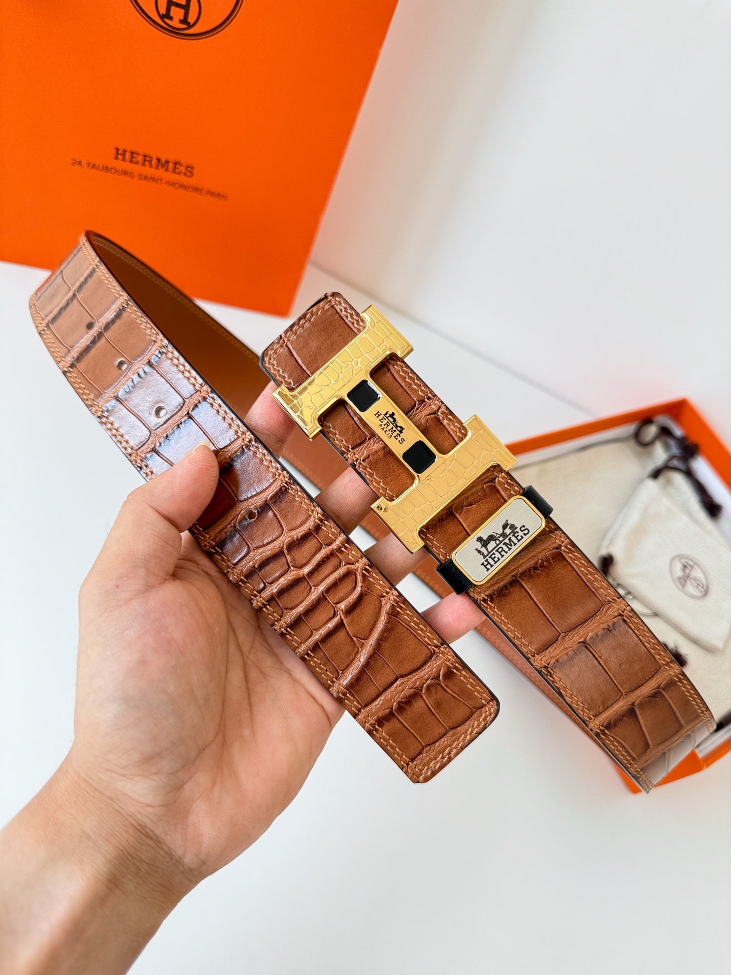 HM Constance Belt 38mm Brown Cowhide Gold Buckle 620049