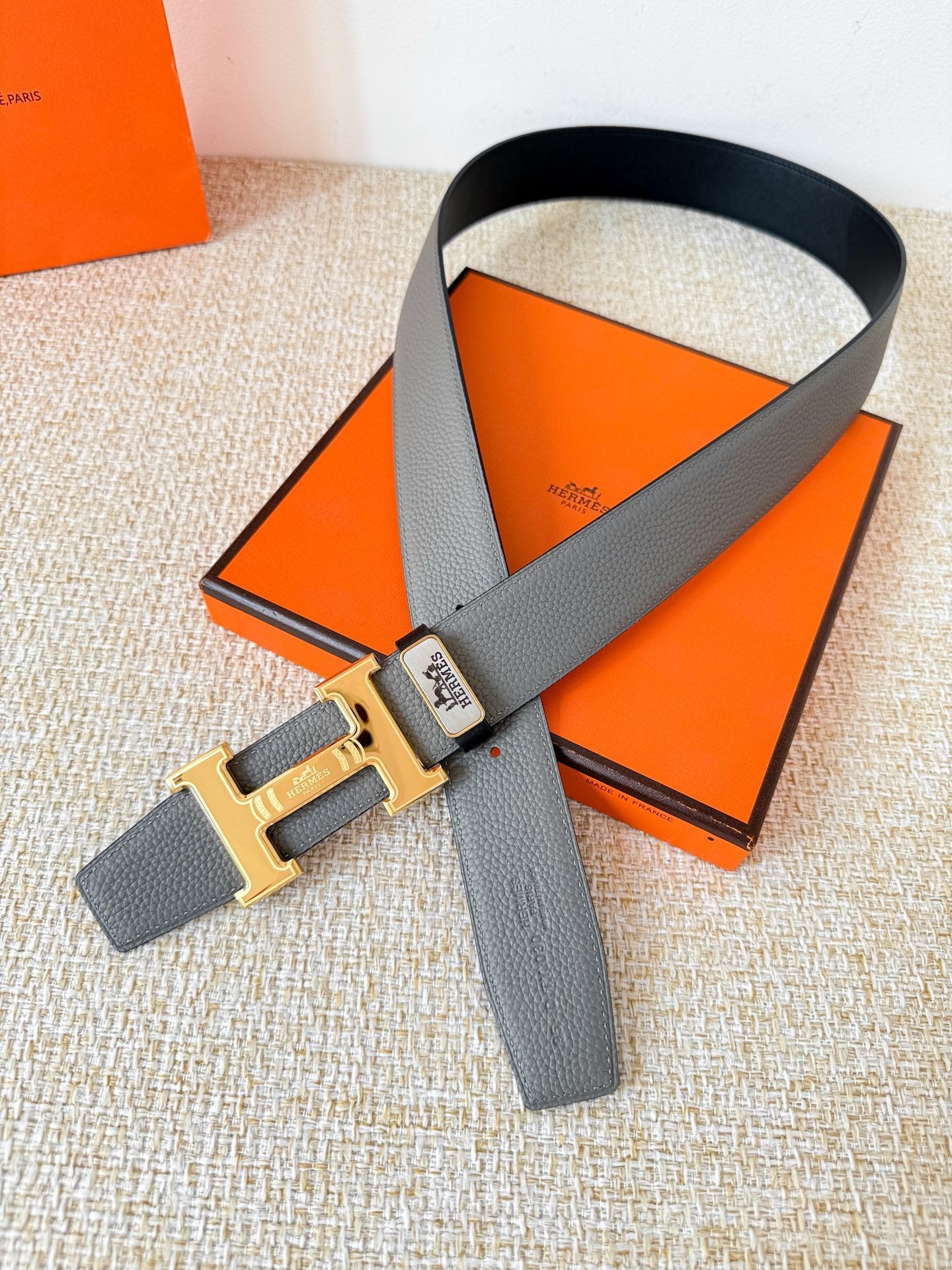 HM Constance Belt 38mm Gray Black Cowhide Gold Buckle 619783