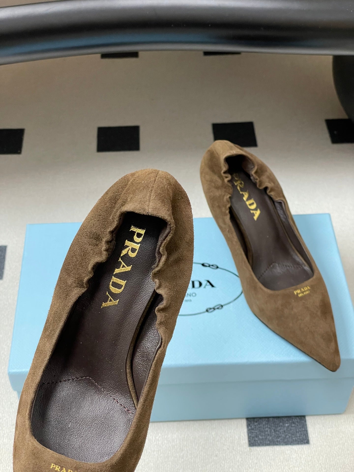 PRA 26SS Pointed Toe Heels Brown Suede 593833