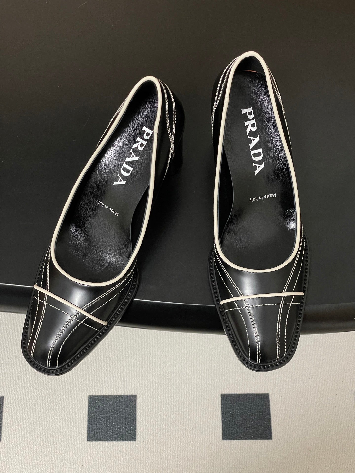 PRA 26SS Pump 70 Black White Cowhide 593843