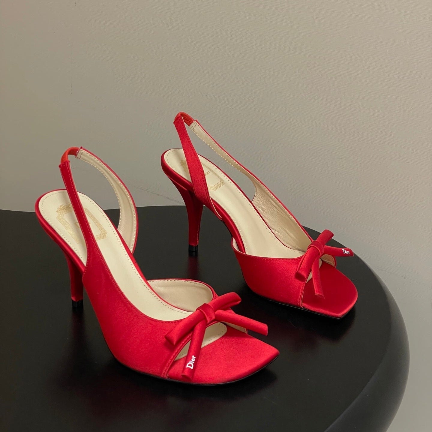 CD 26 Slingback 85 Red Beige Leather Silk Fabric 593603