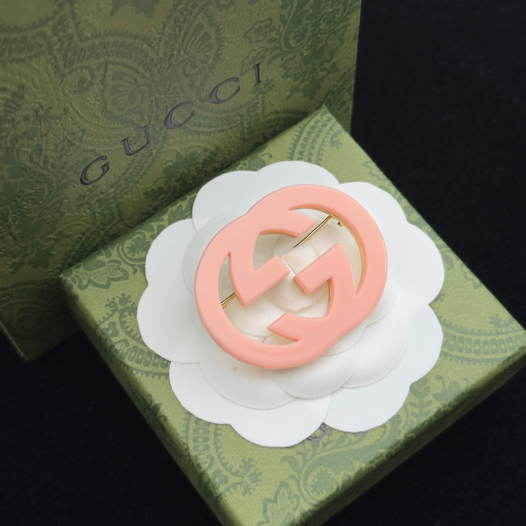 Gucci Brooch Pink 184040