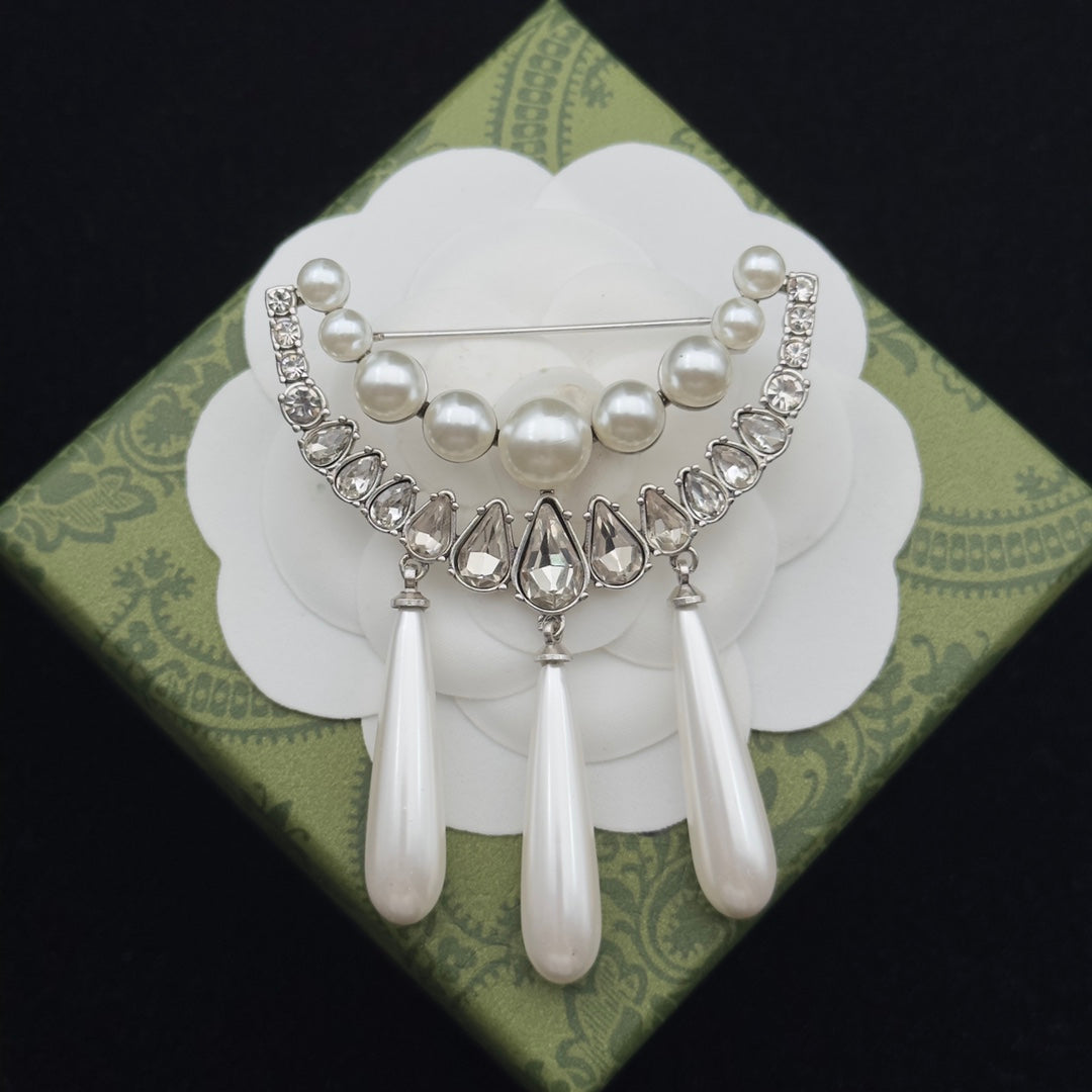 Gucci Brooch Silver 184022