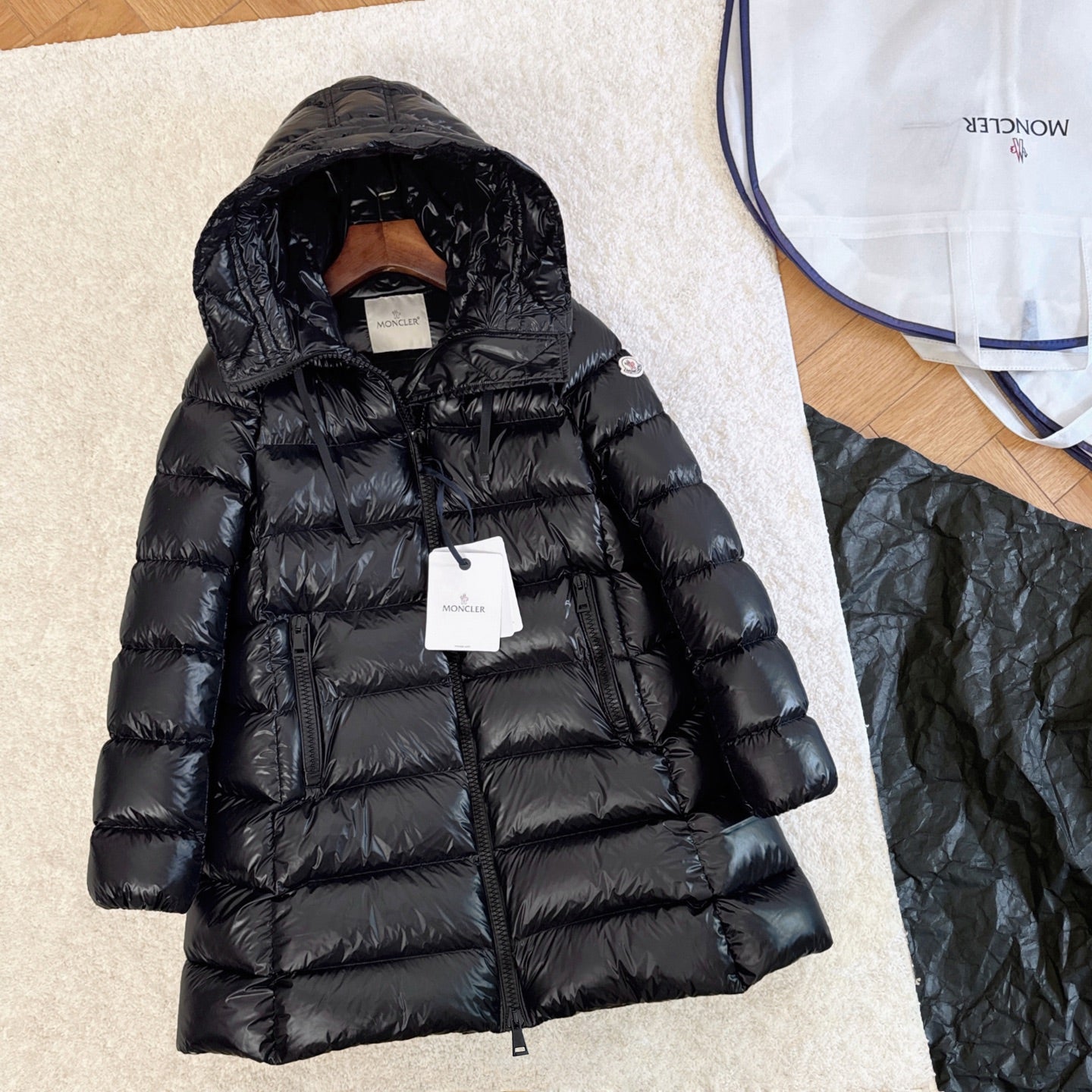 Moncler 2025 Suyen Quilted Down Parka In Black Nylon