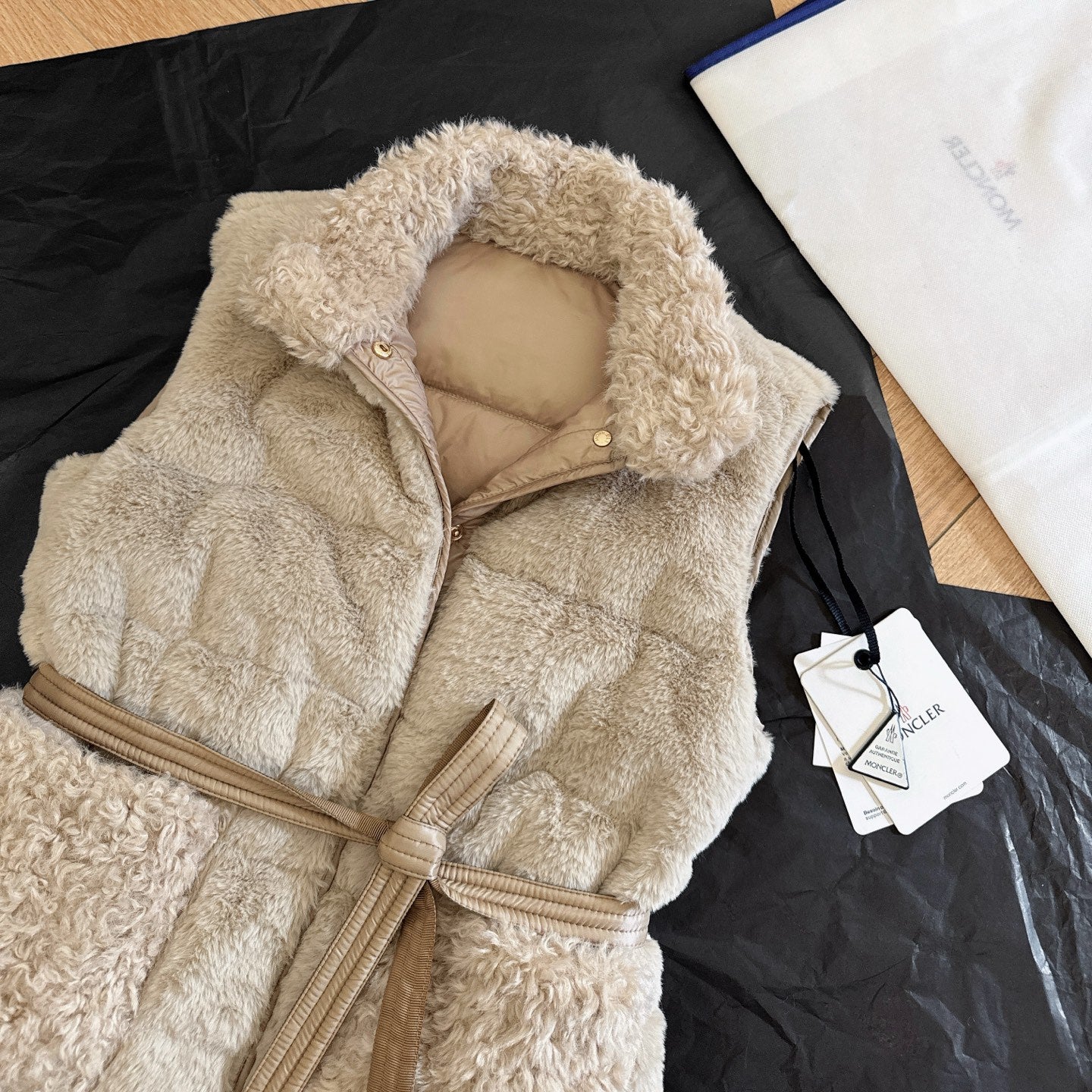 Moncler 2025 Joui Faux Vest Light Beige Fur And Teddy Down