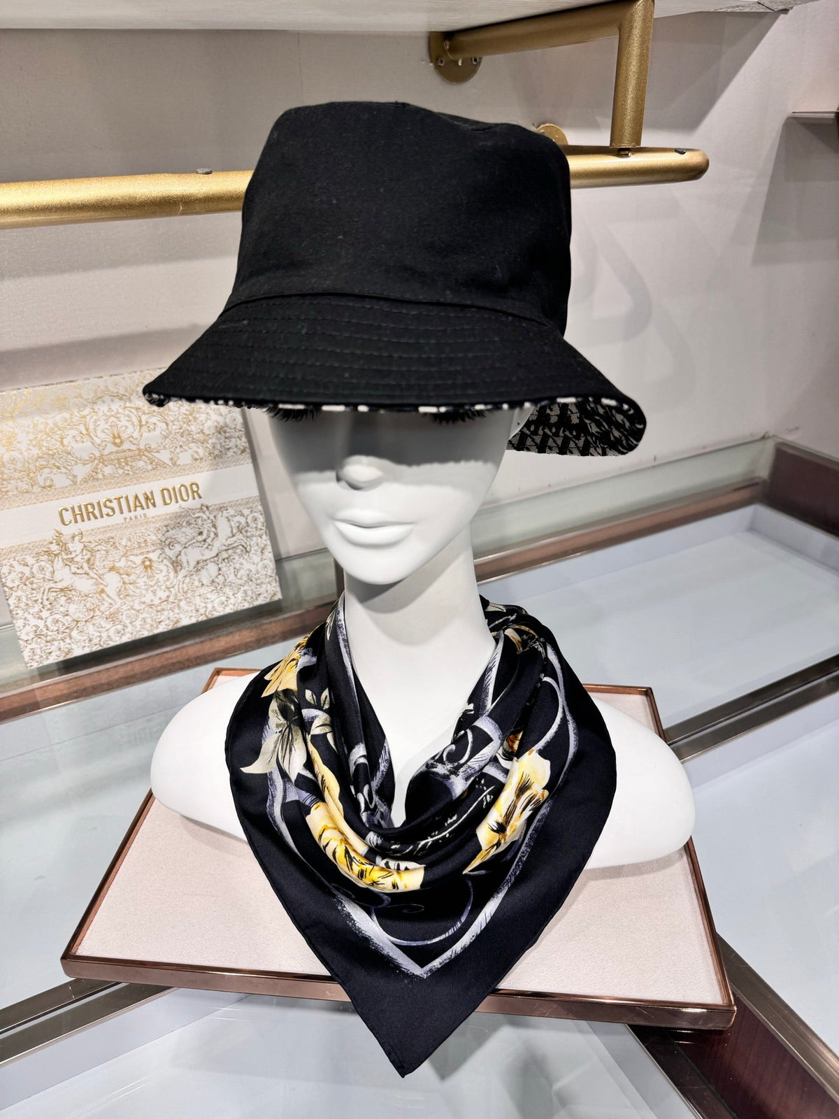 Dior 2026 Floral Scarf 90cm Silk 185385