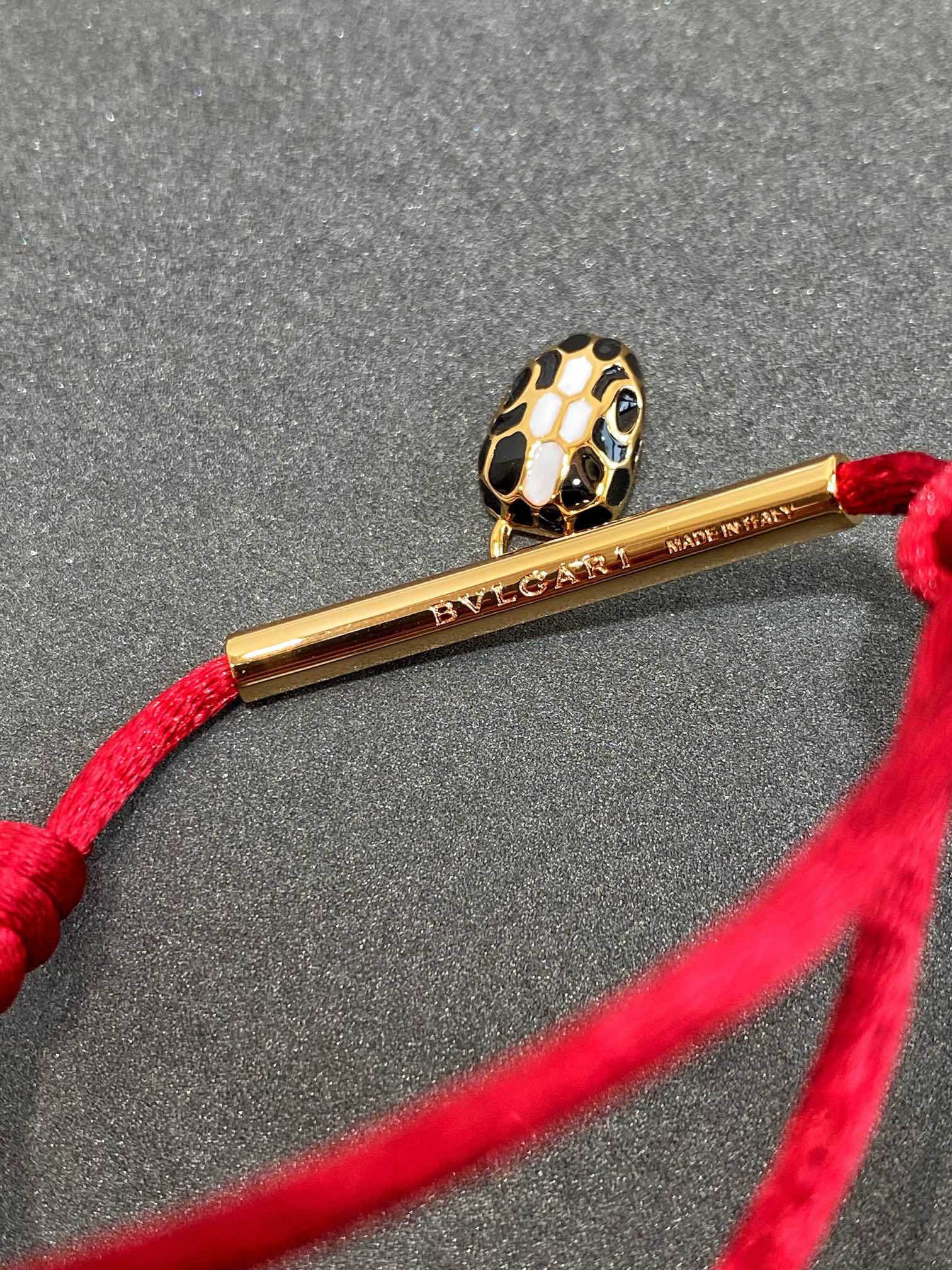 BVL RED SNAKE ROPE BRACELET