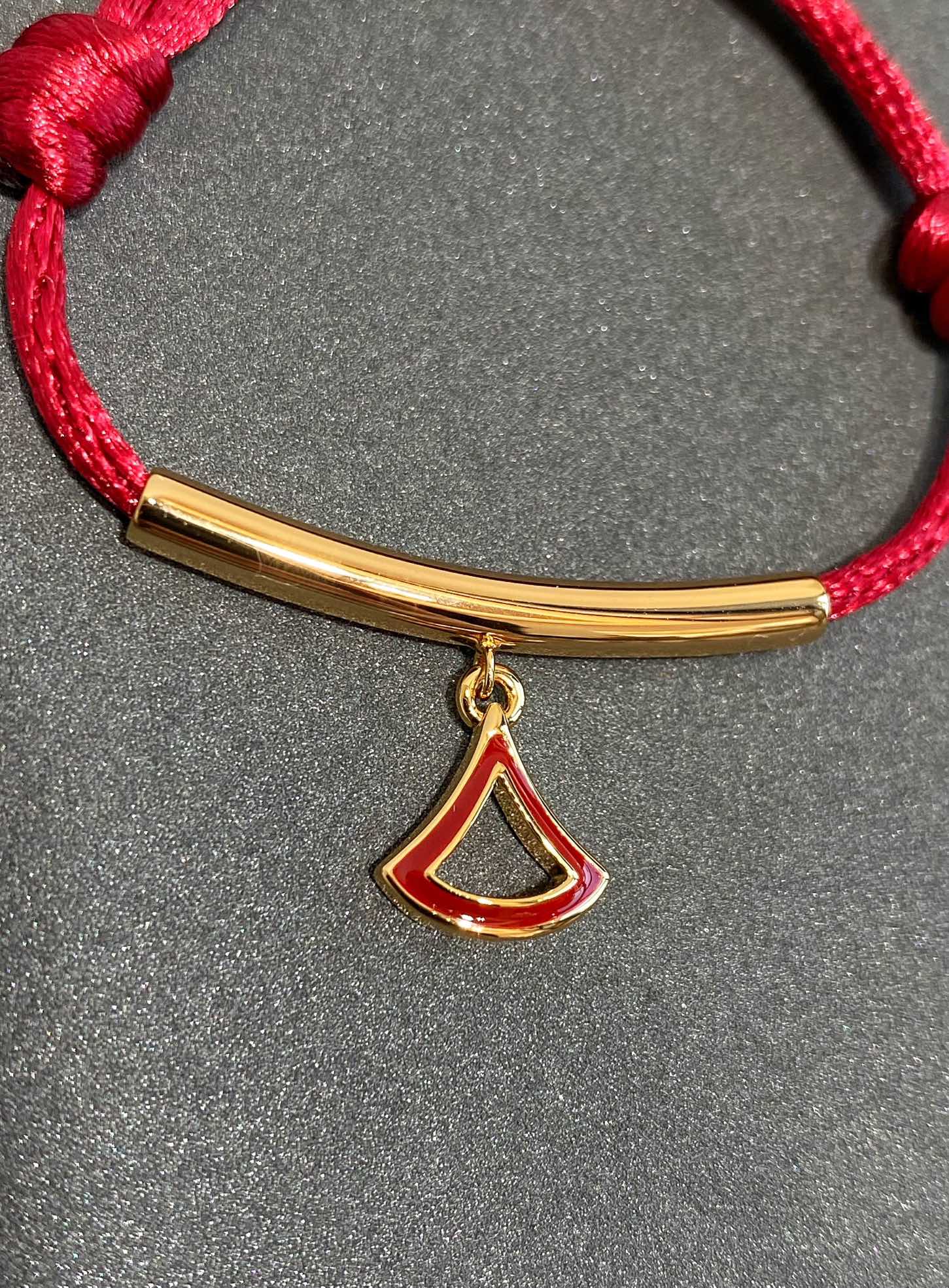 BVL 1 MOTIF LUCKY RED BRACELET GOLD