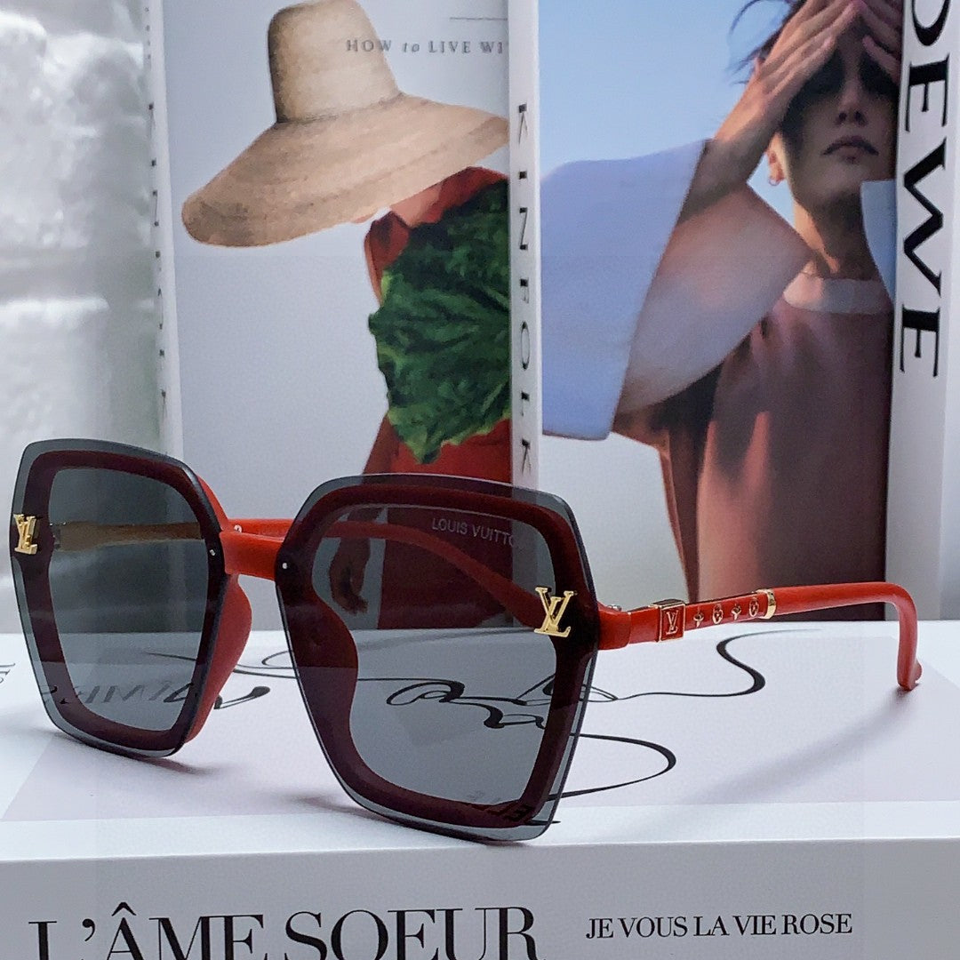 SQUARE SUNGLASSES 581355 IN RED ACETATE GREY LENSES