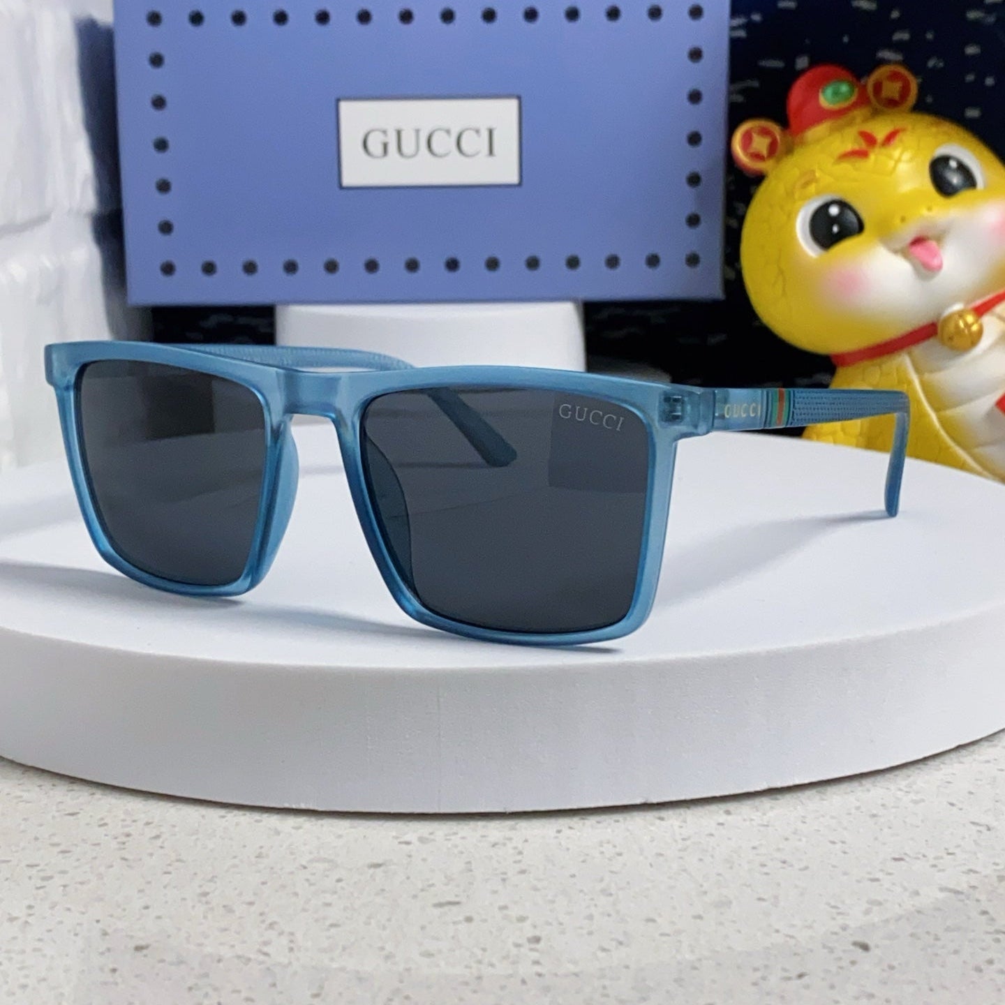 RECTANGULAR FRAME SUNGLASSES  563258 IN ACETATE