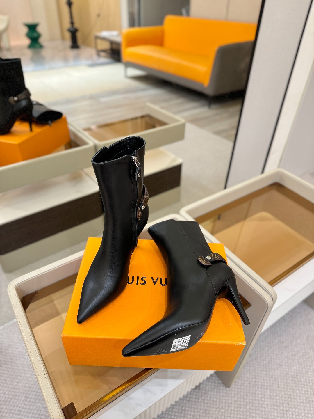 LV 25 Runway Ankle Boots 90 Black Calfskin 573863