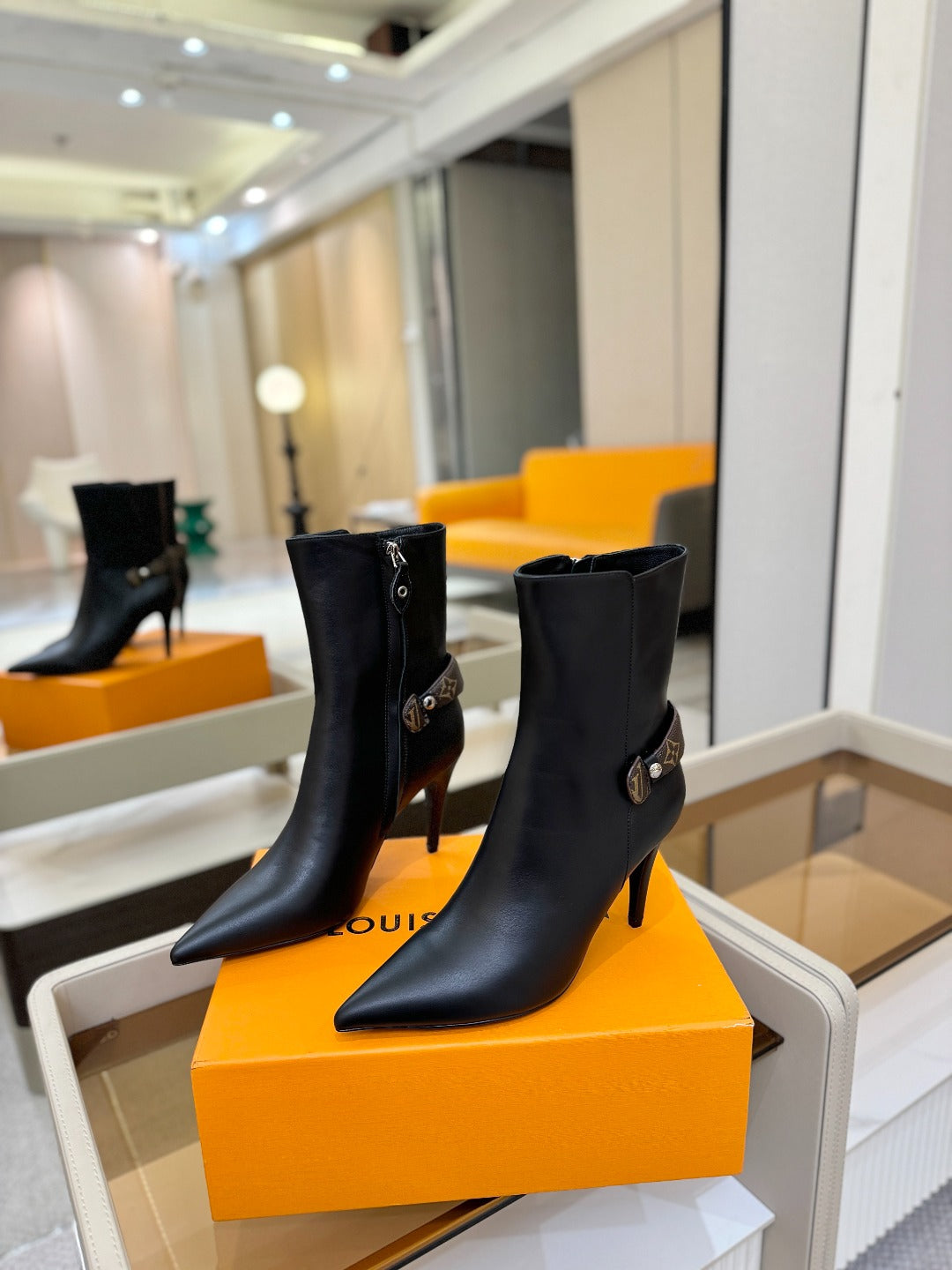 LV 25 Runway Ankle Boots 90 Black Calfskin 573863