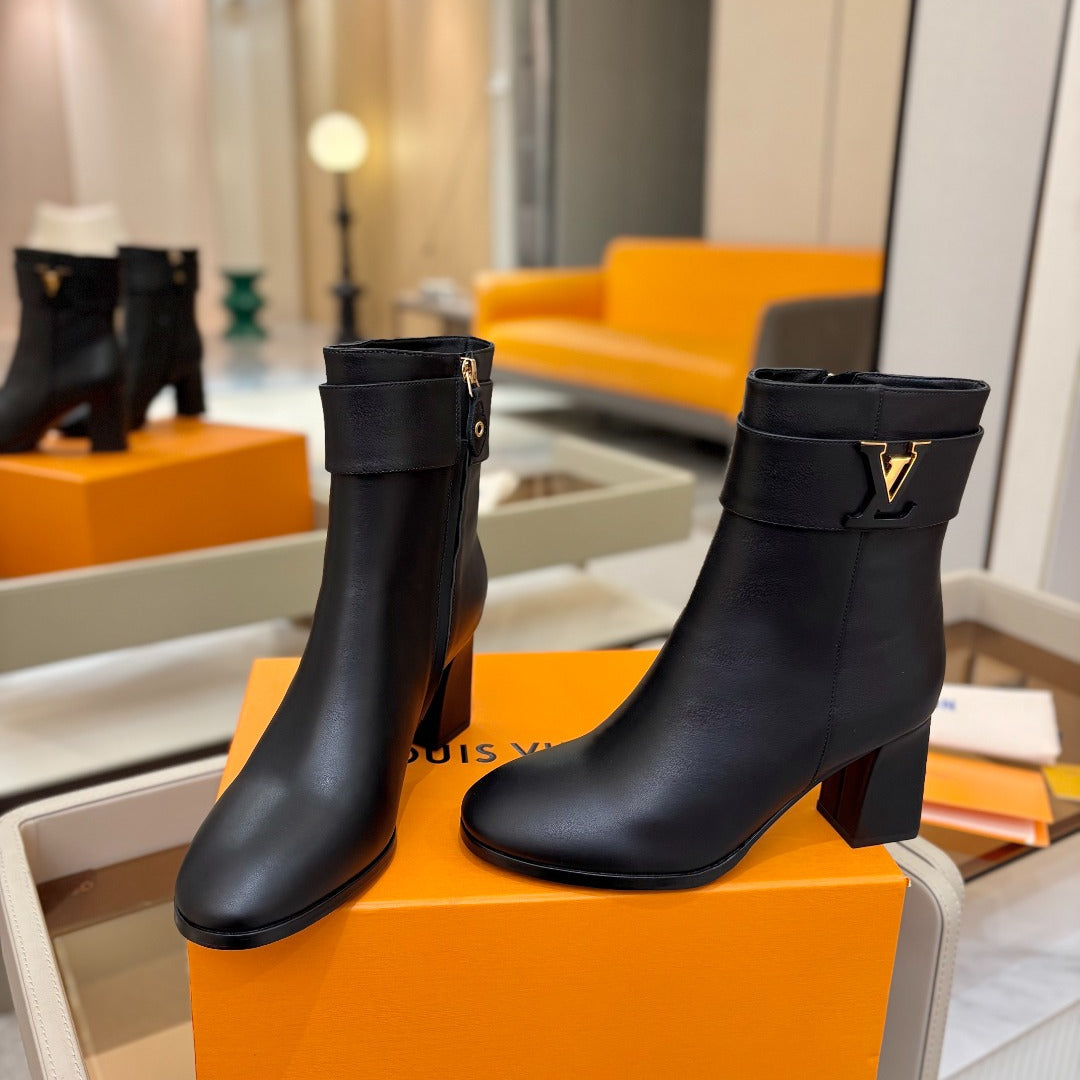 LV Ankle Boots 75 Black Sheepskin 573727